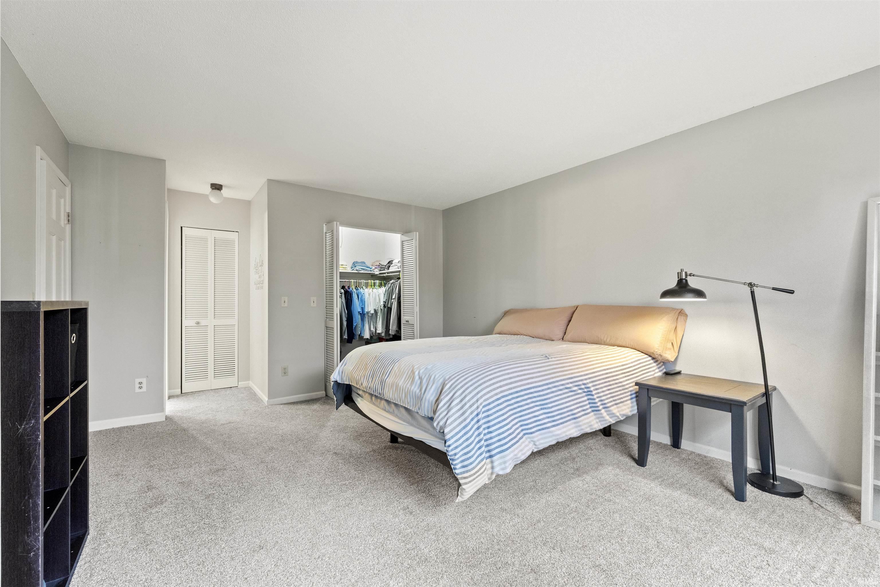 5022 Pinebrook