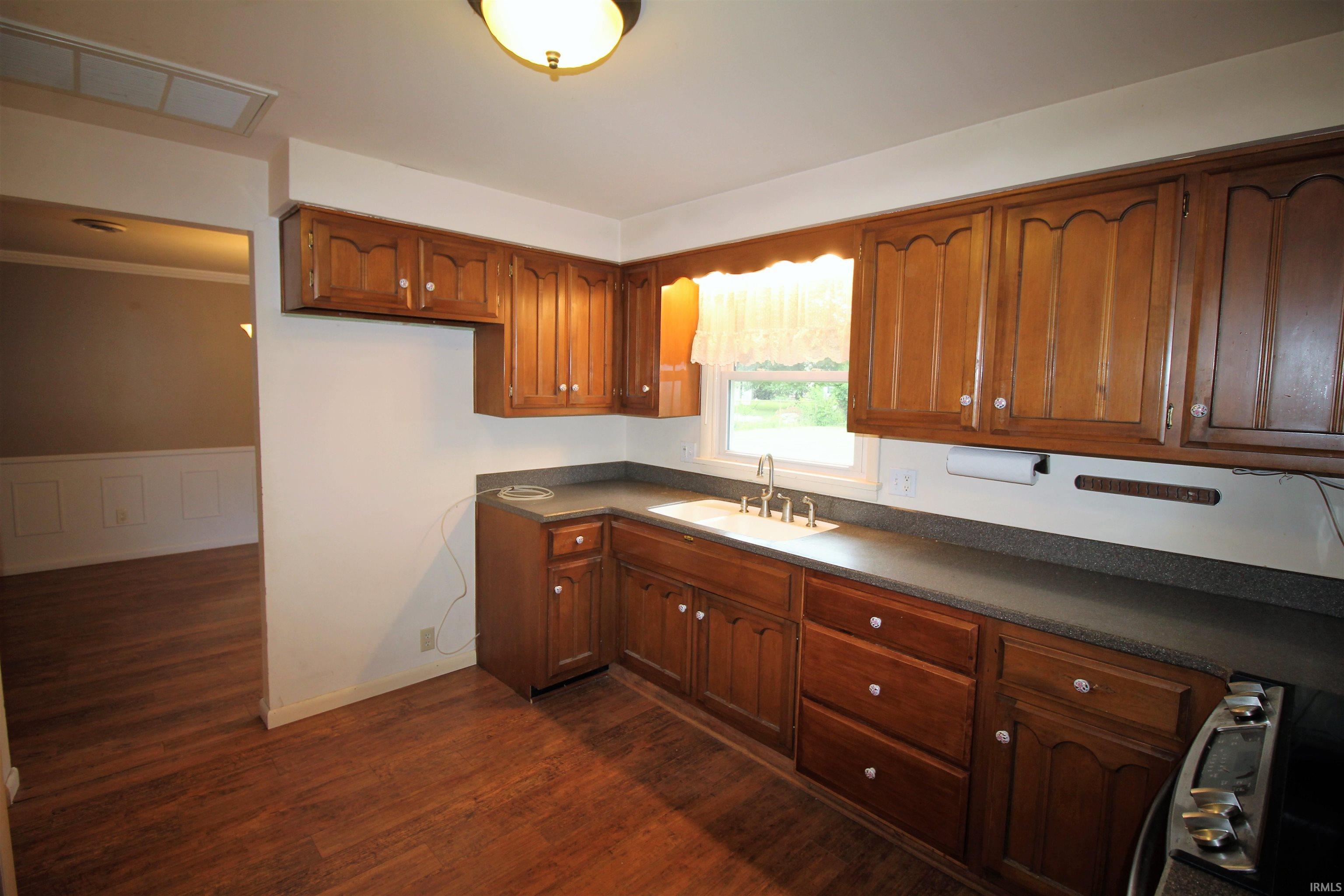 704 Brentwood