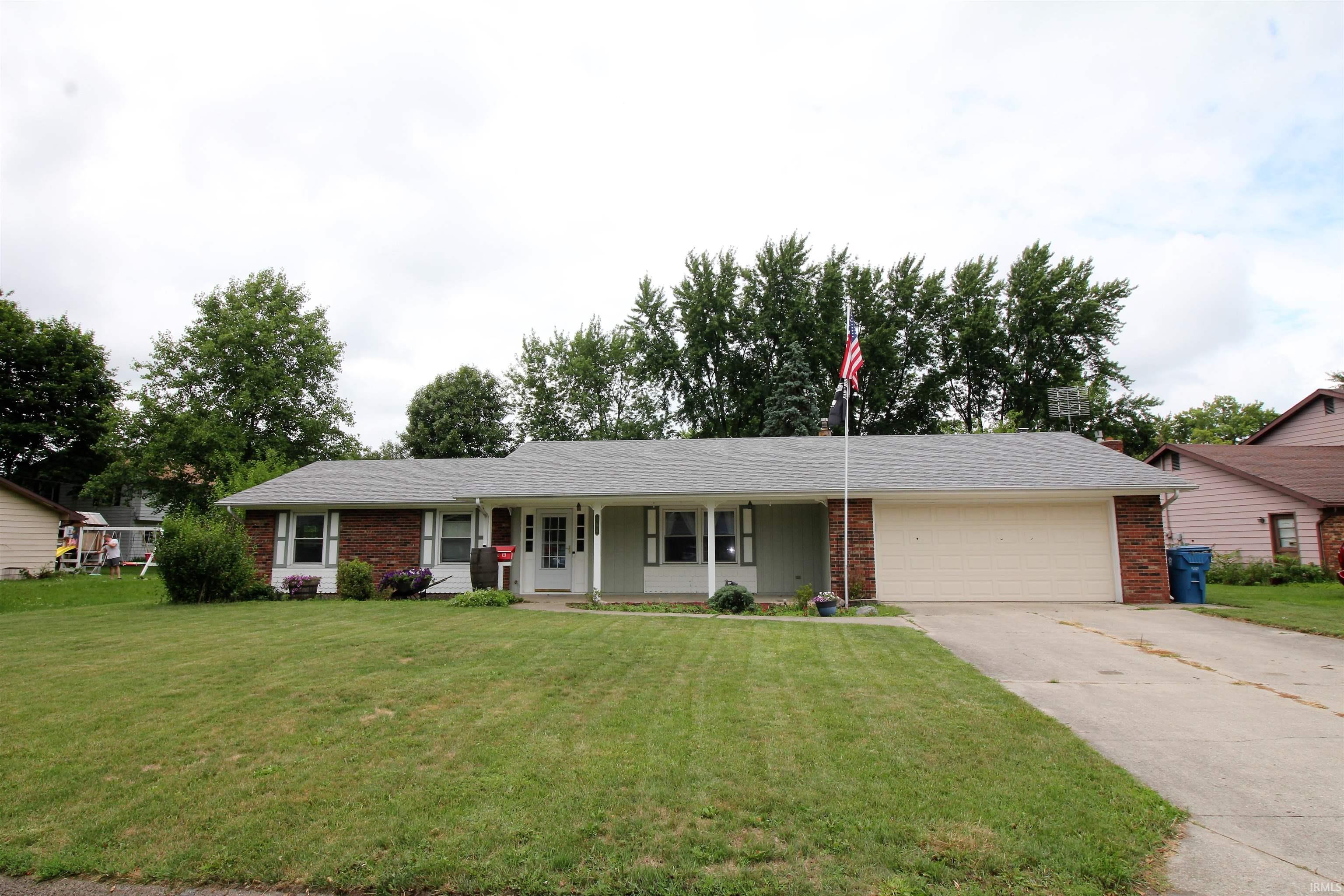 704 Brentwood