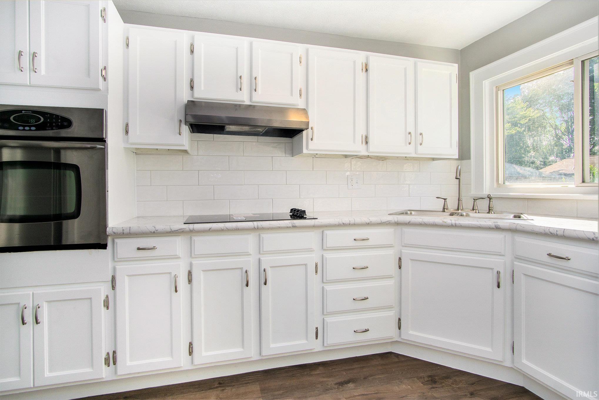 2502 Erskine