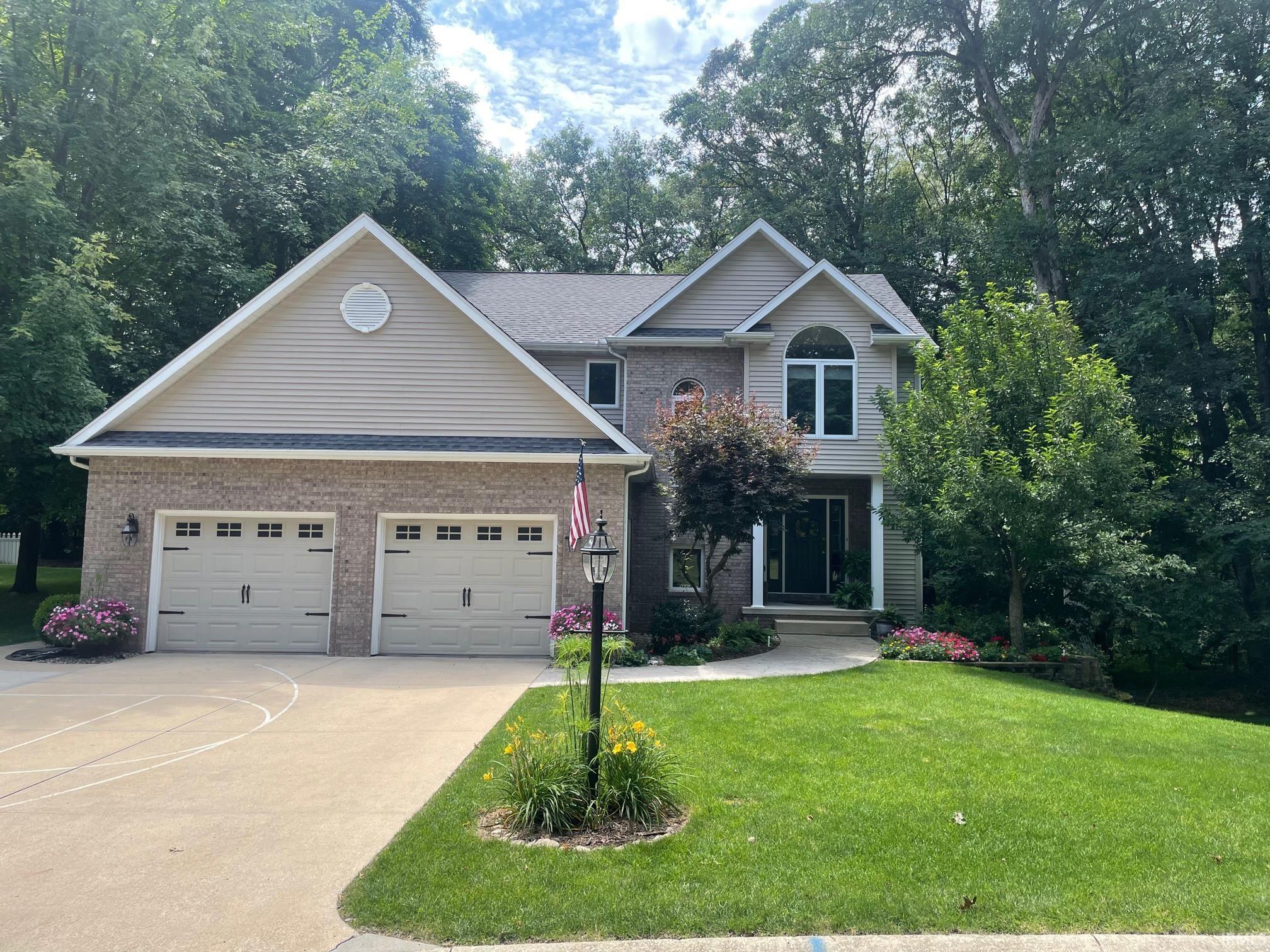 2623 Winding Oak