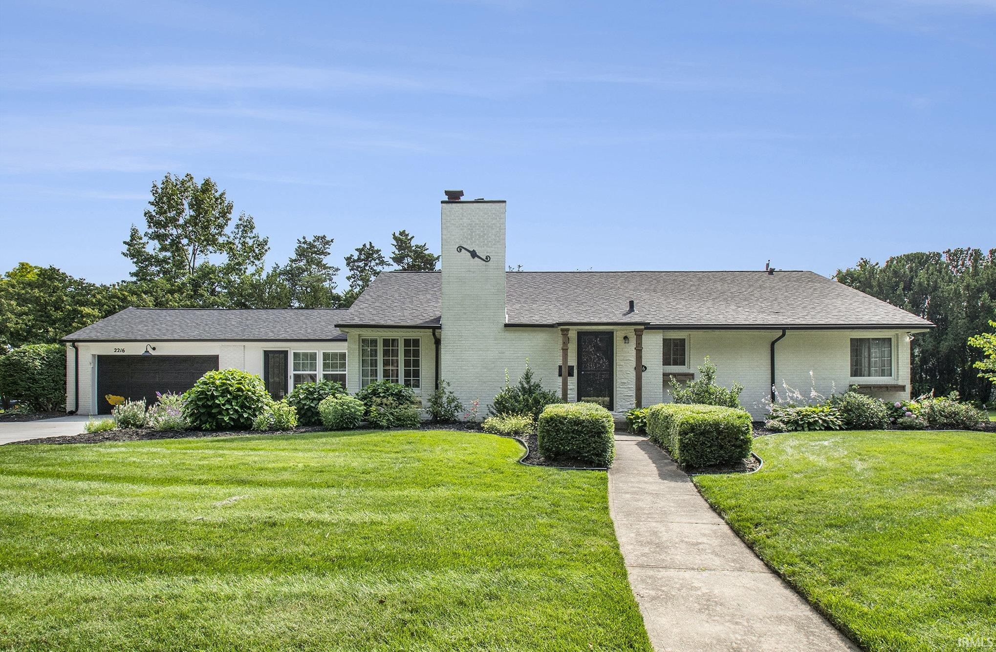 2216 Madison
