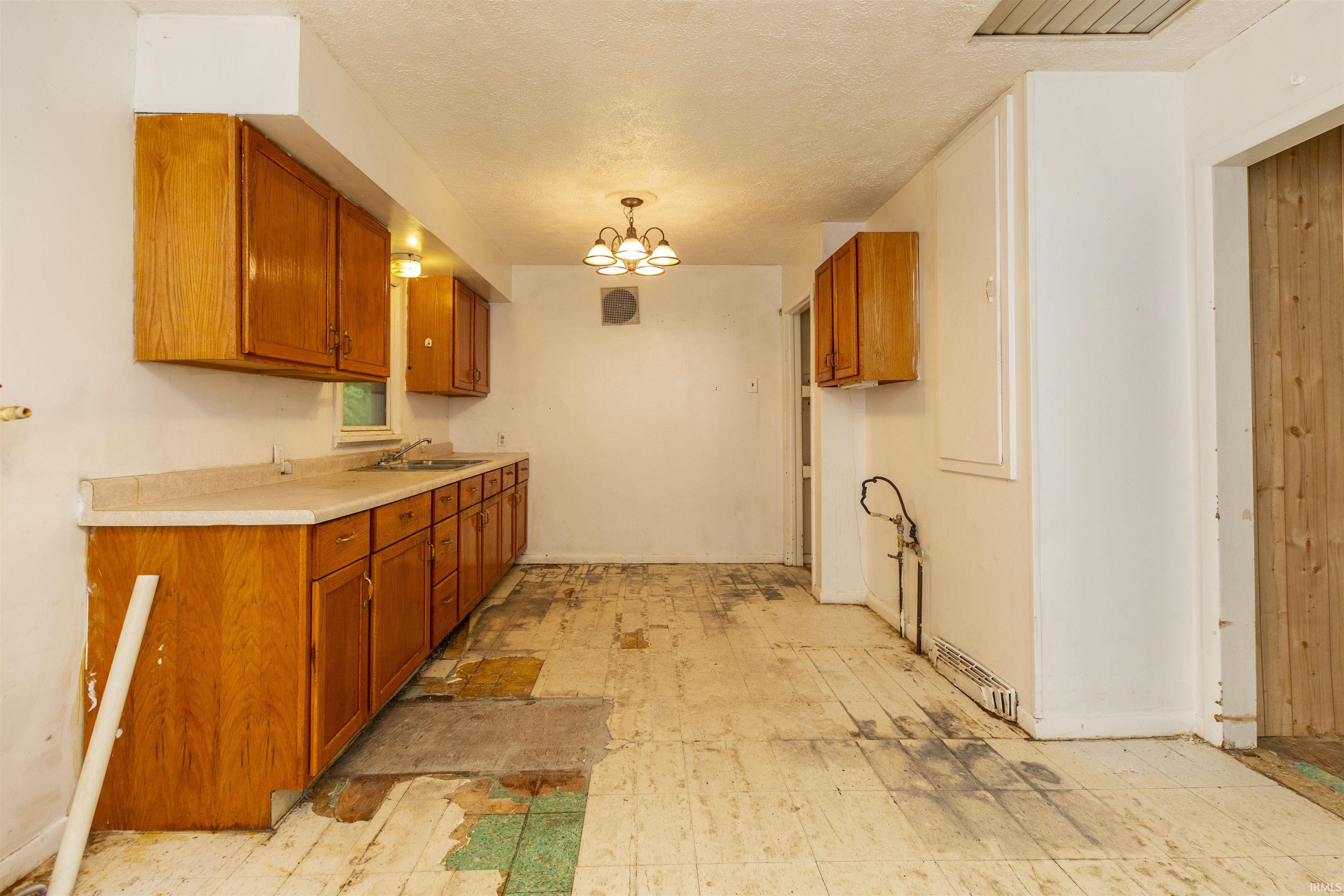 24721 Perkins