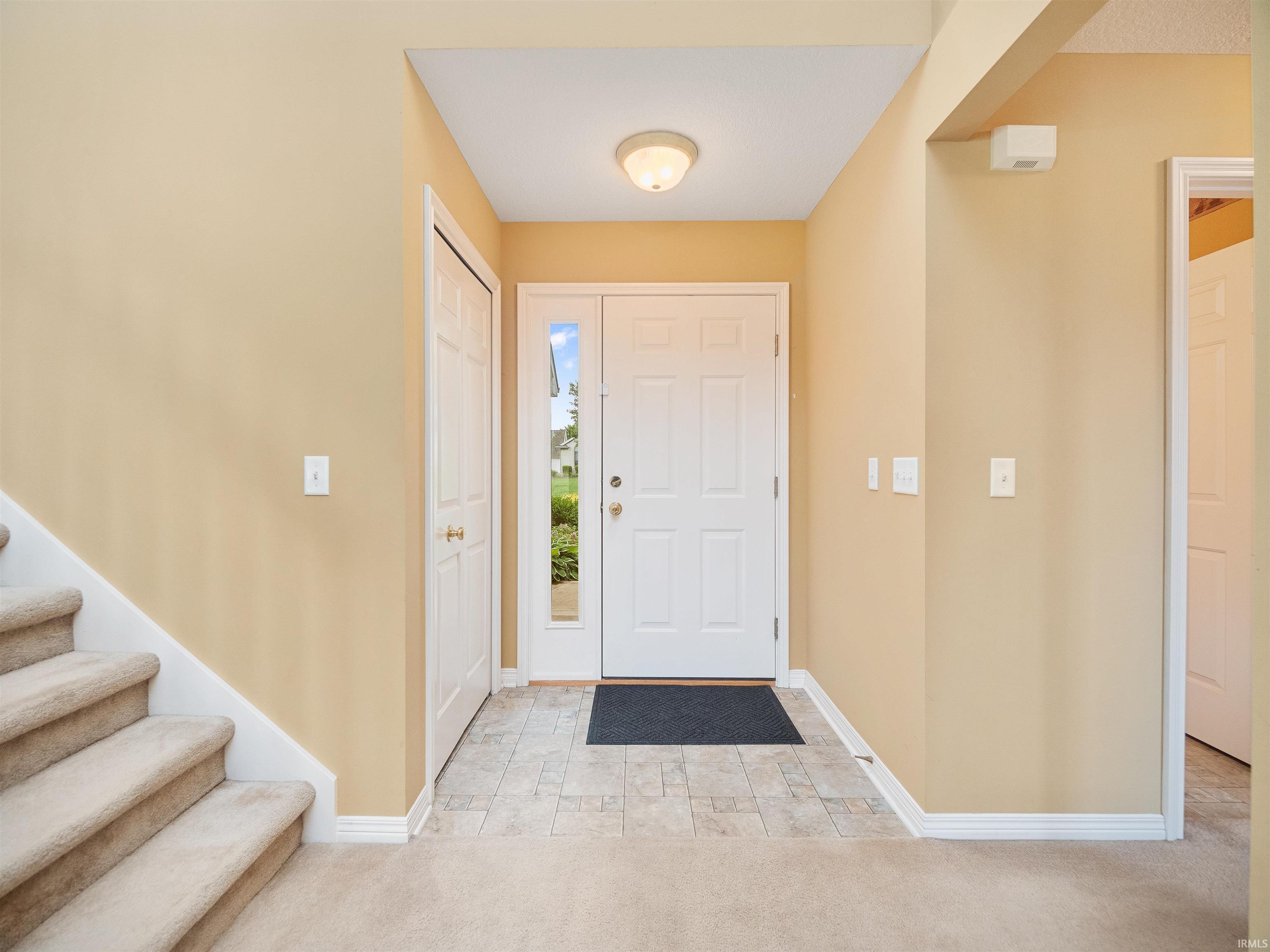 5528 Dennison