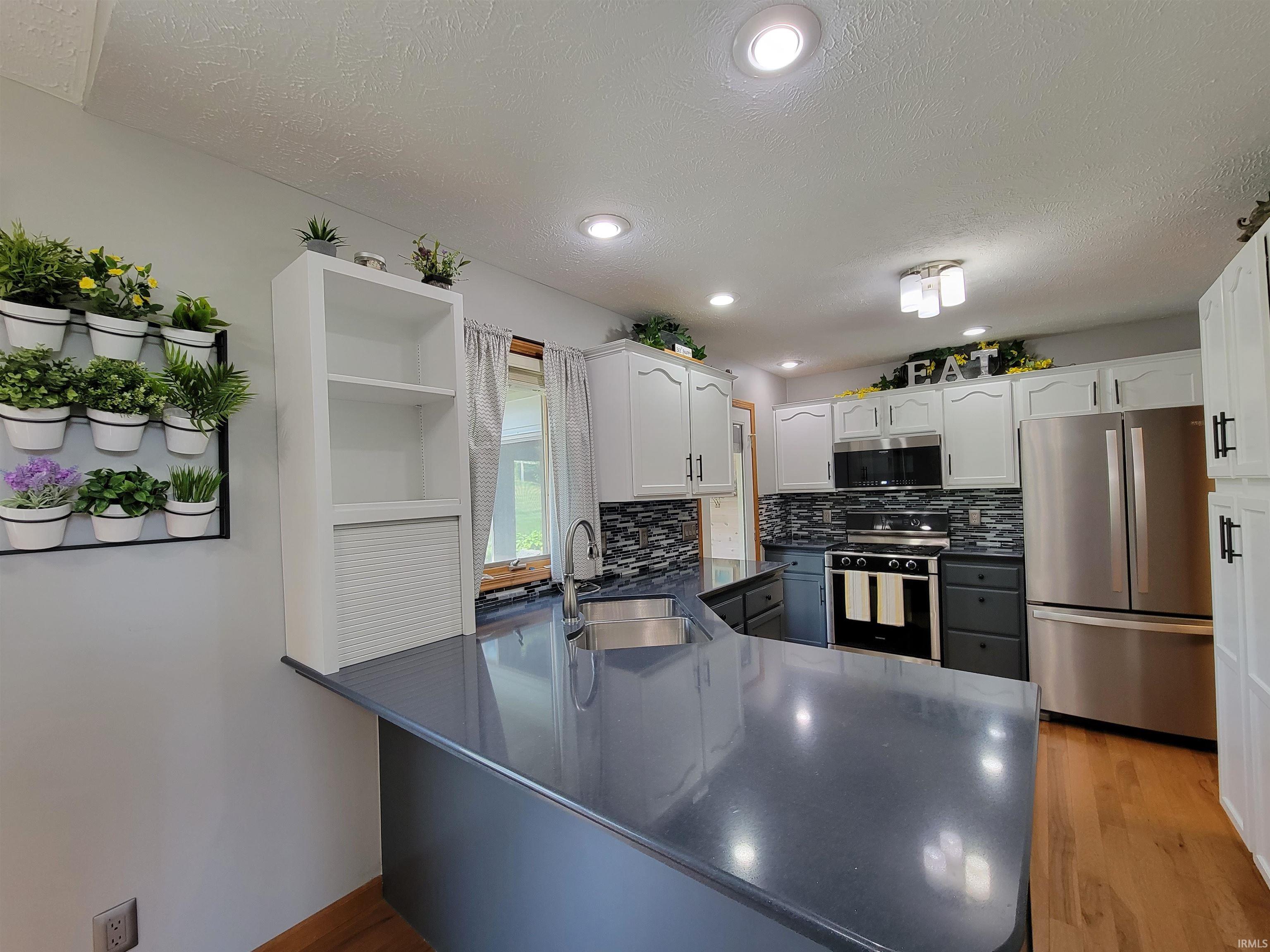 52885 Hill