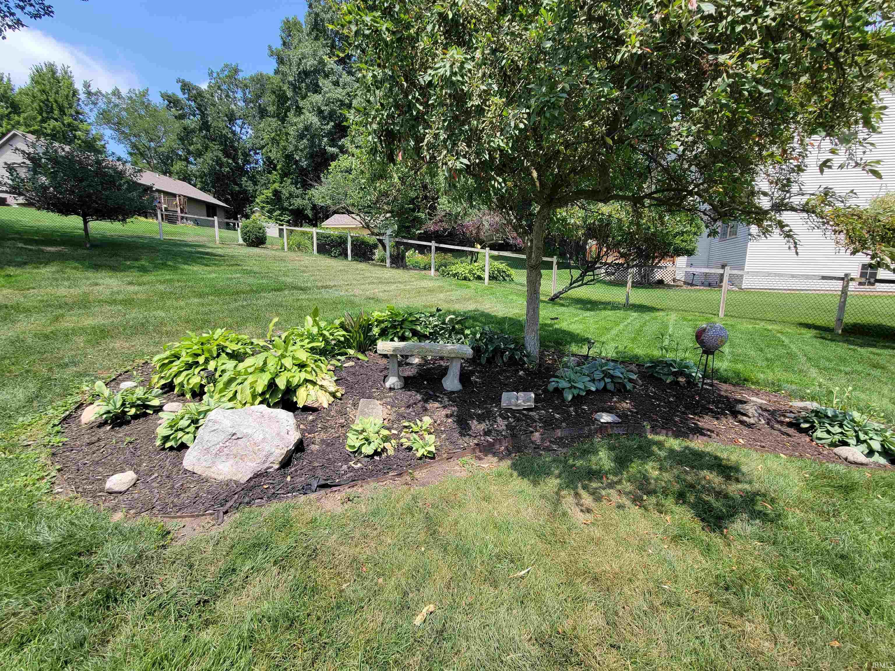 52885 Hill