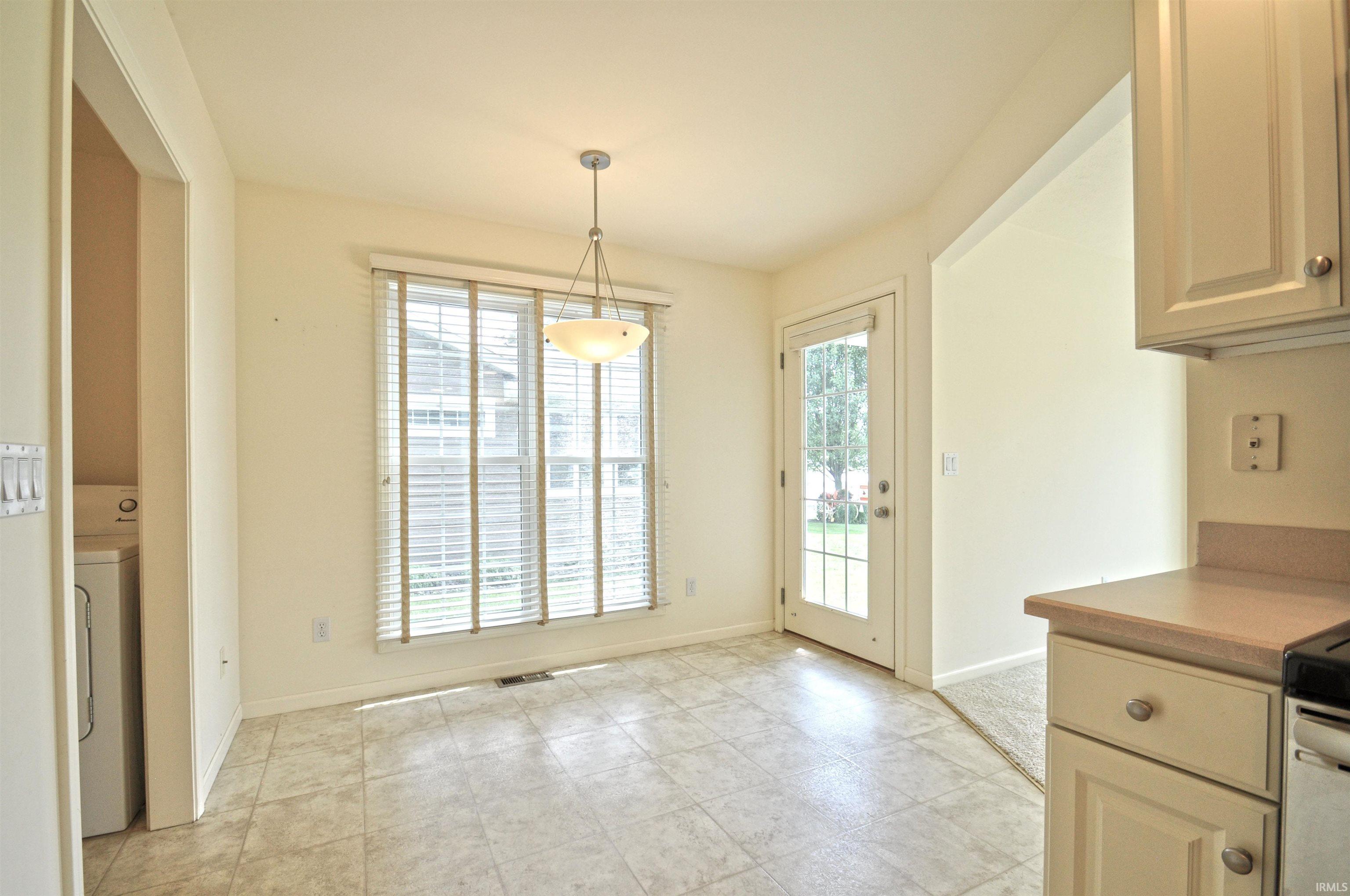 18351 Spring Beach