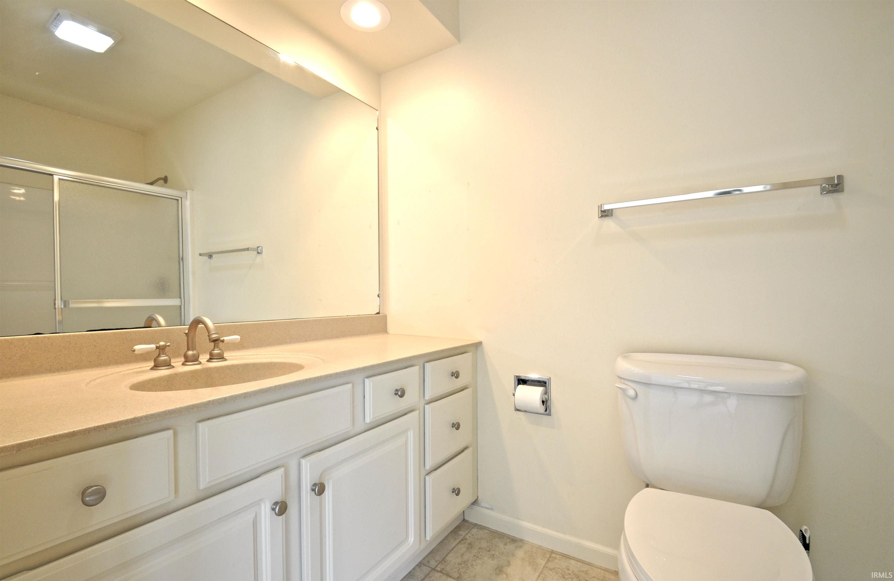 18351 Spring Beach