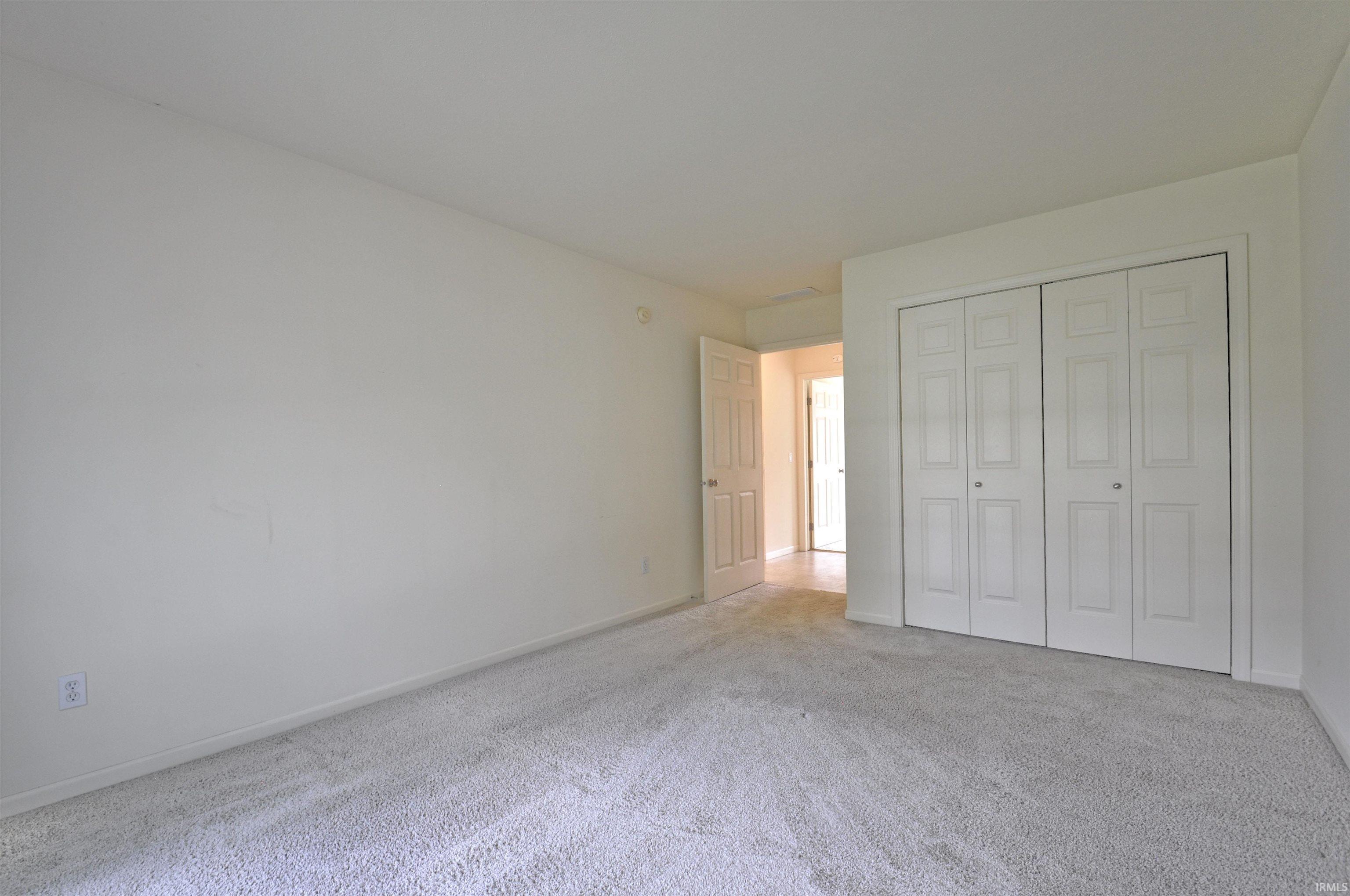 18351 Spring Beach