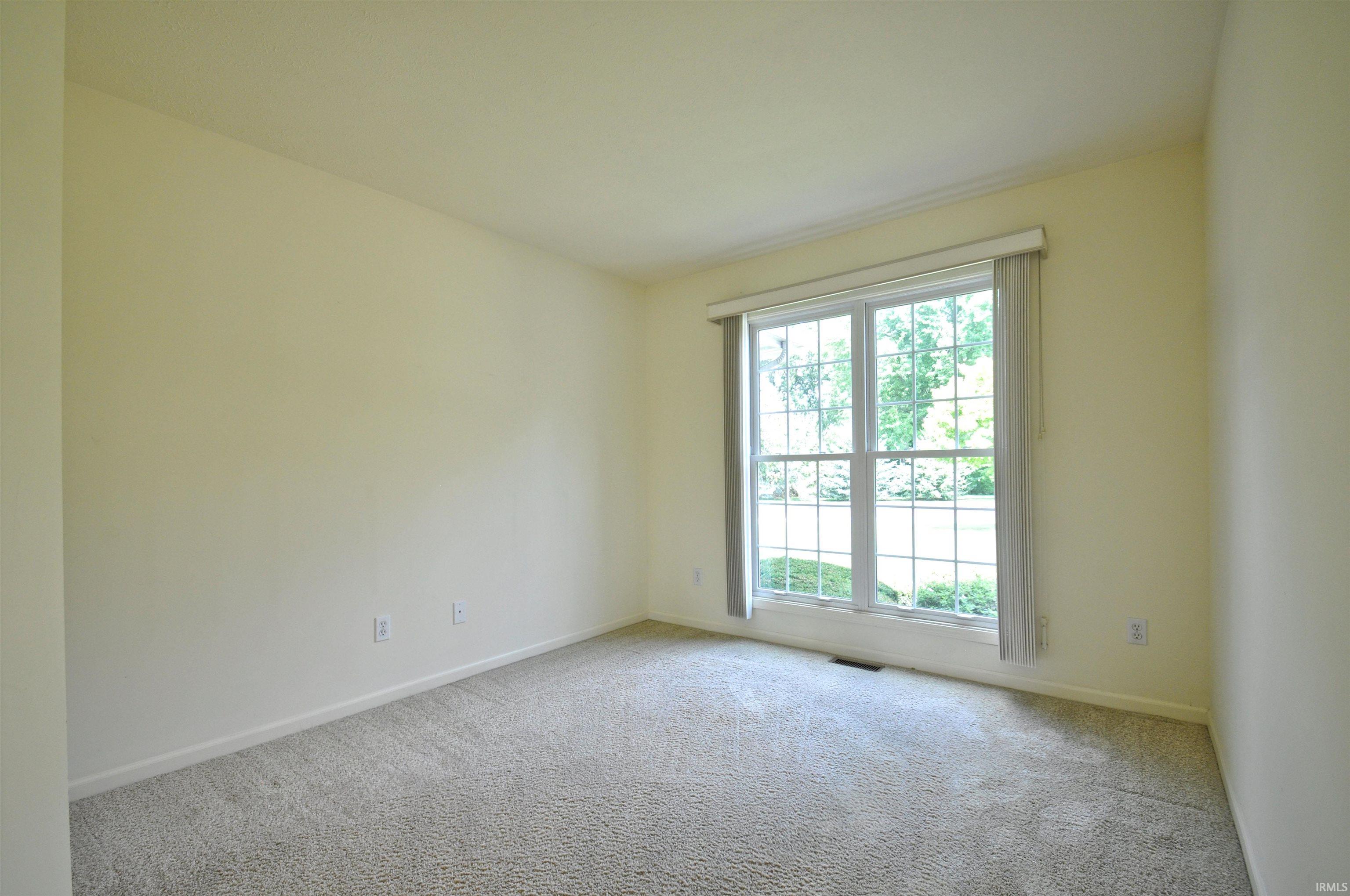 18351 Spring Beach