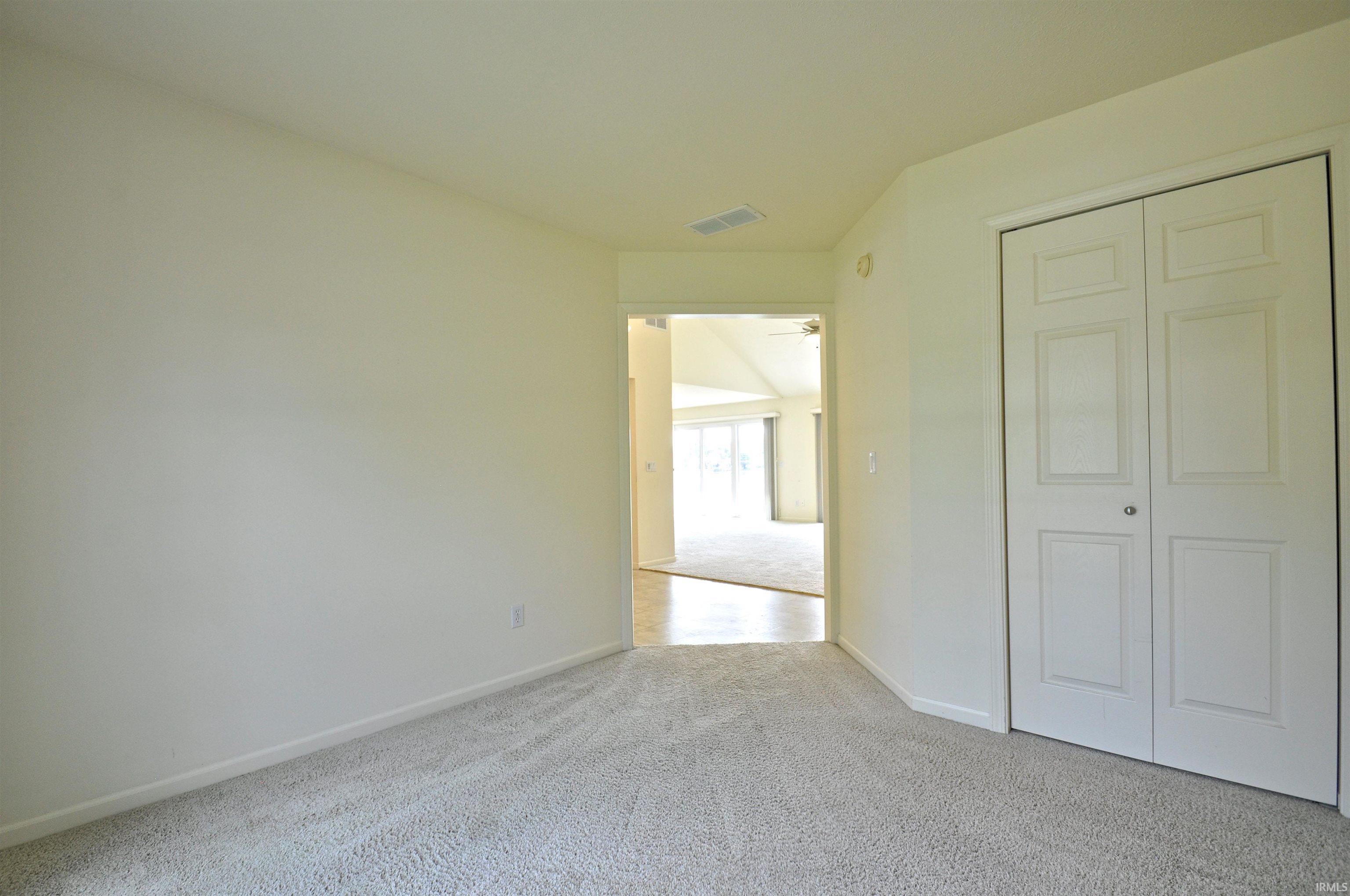 18351 Spring Beach