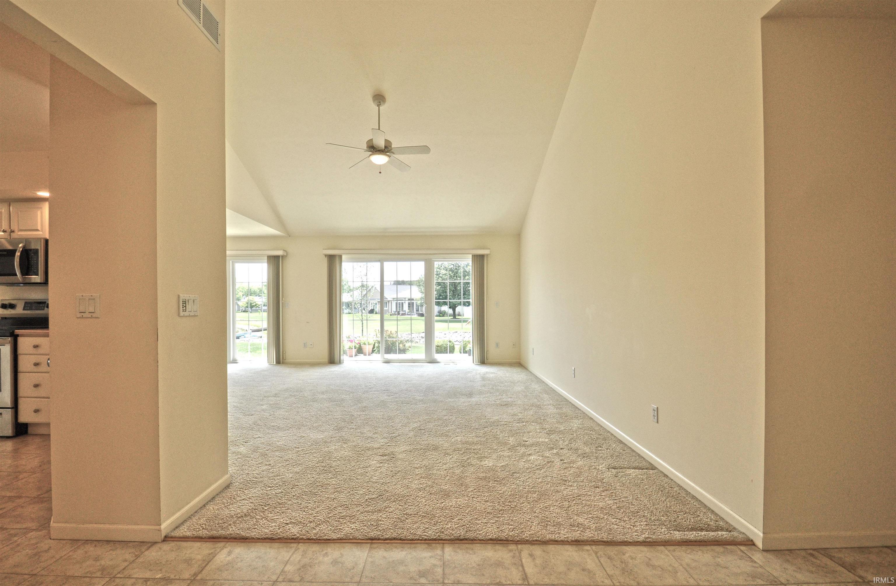18351 Spring Beach