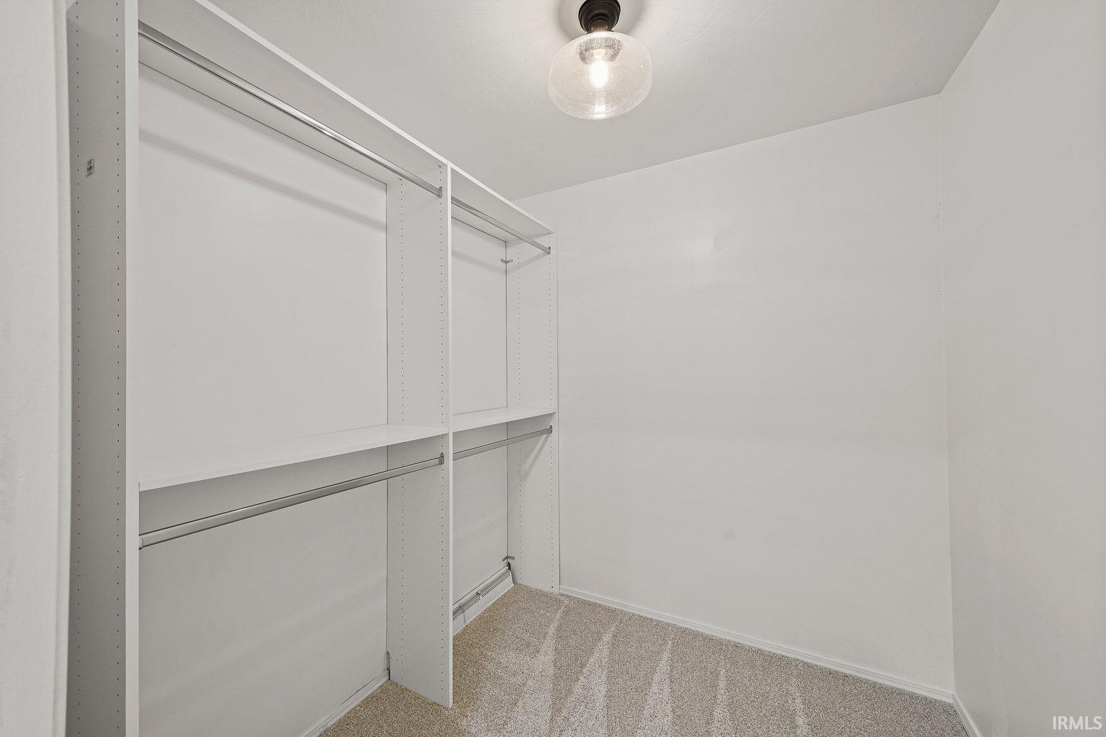17621 Ironstone