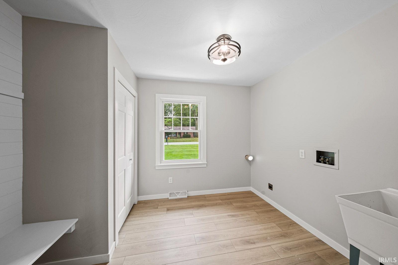 17621 Ironstone