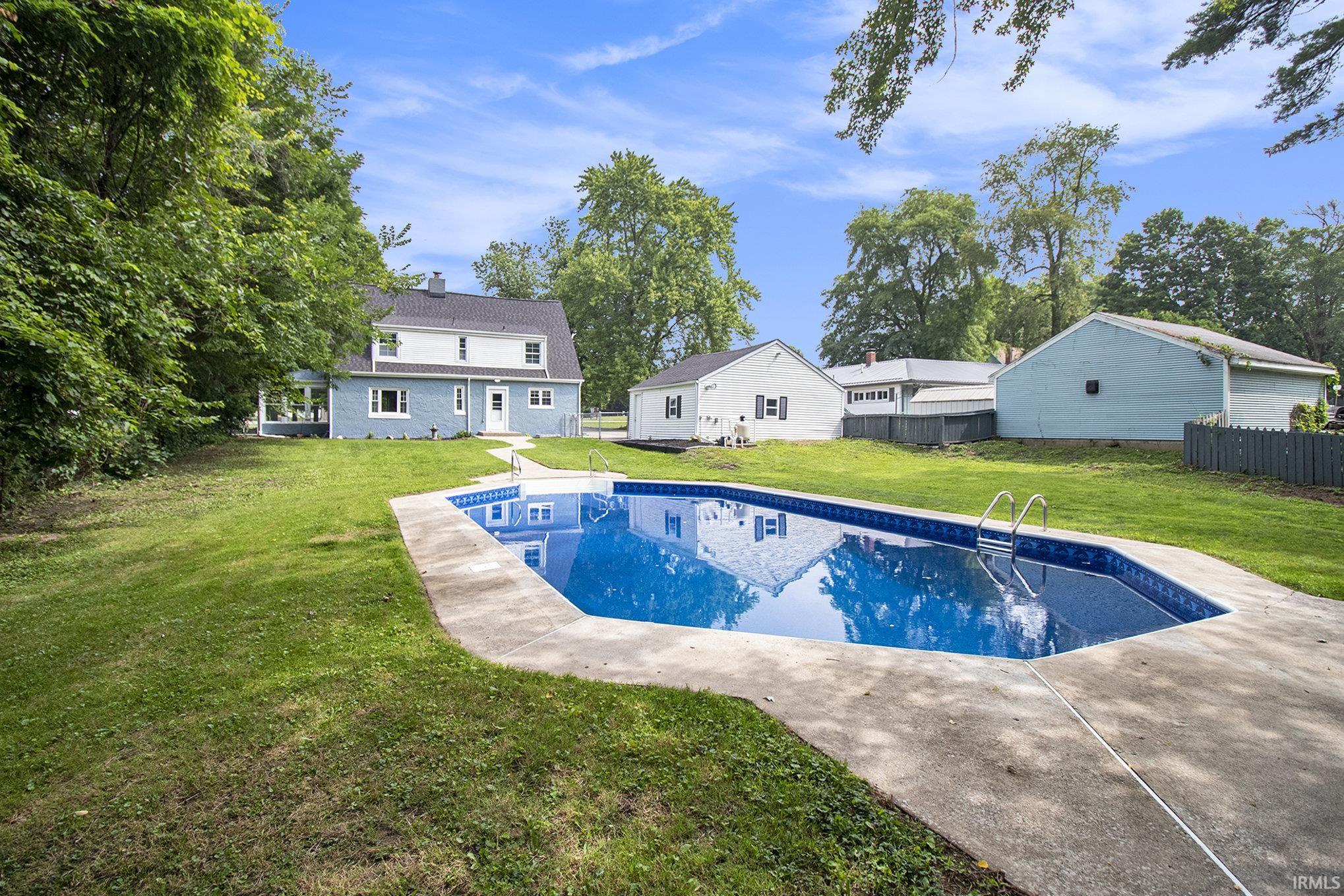 1322 Jackson