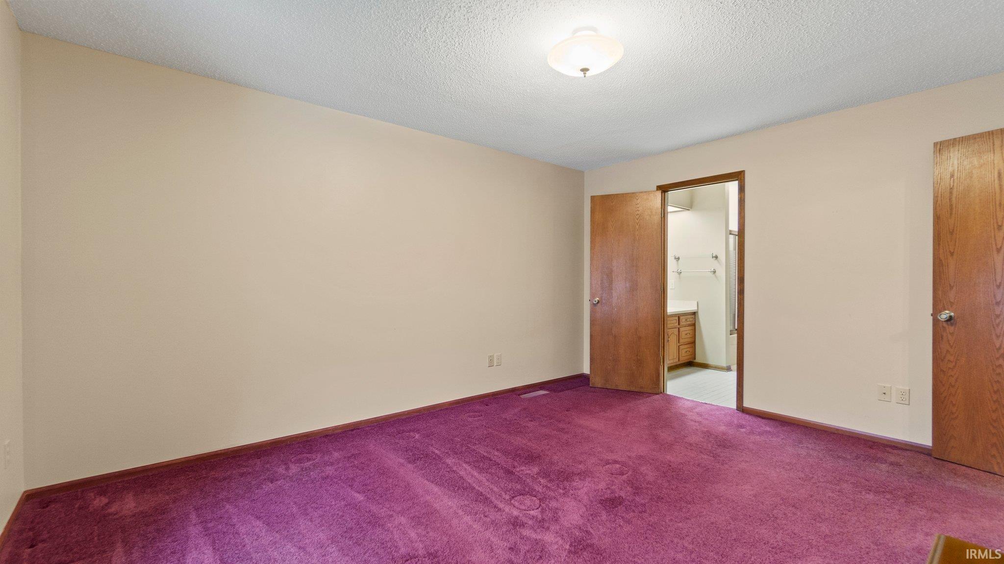 2927 Wood Knoll