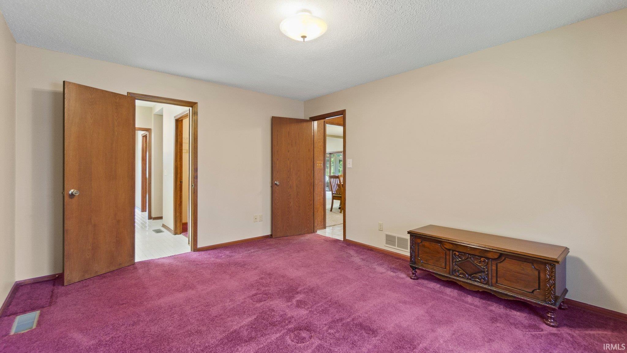 2927 Wood Knoll