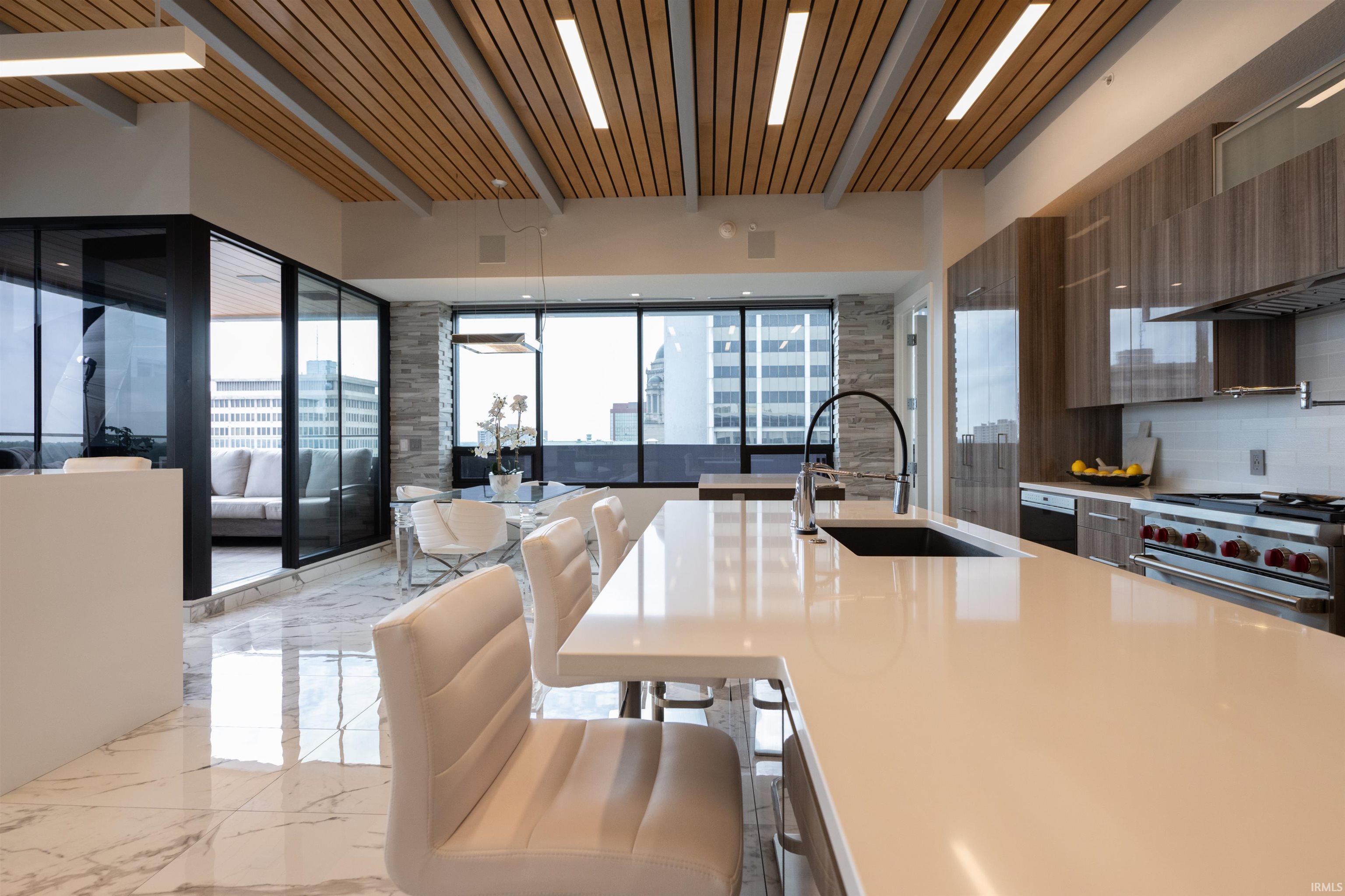 202 Berry, Apt 740