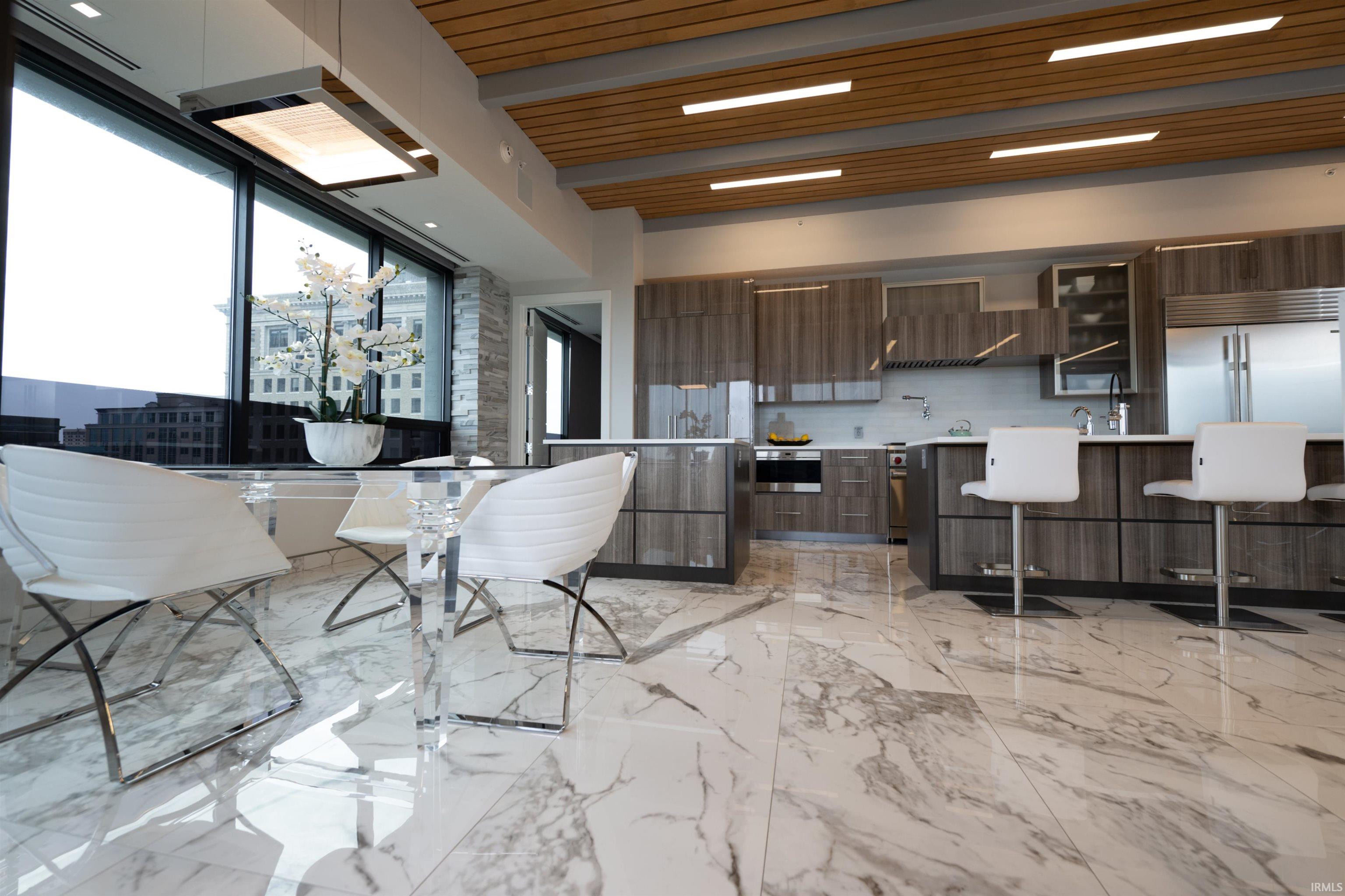 202 Berry, Apt 740