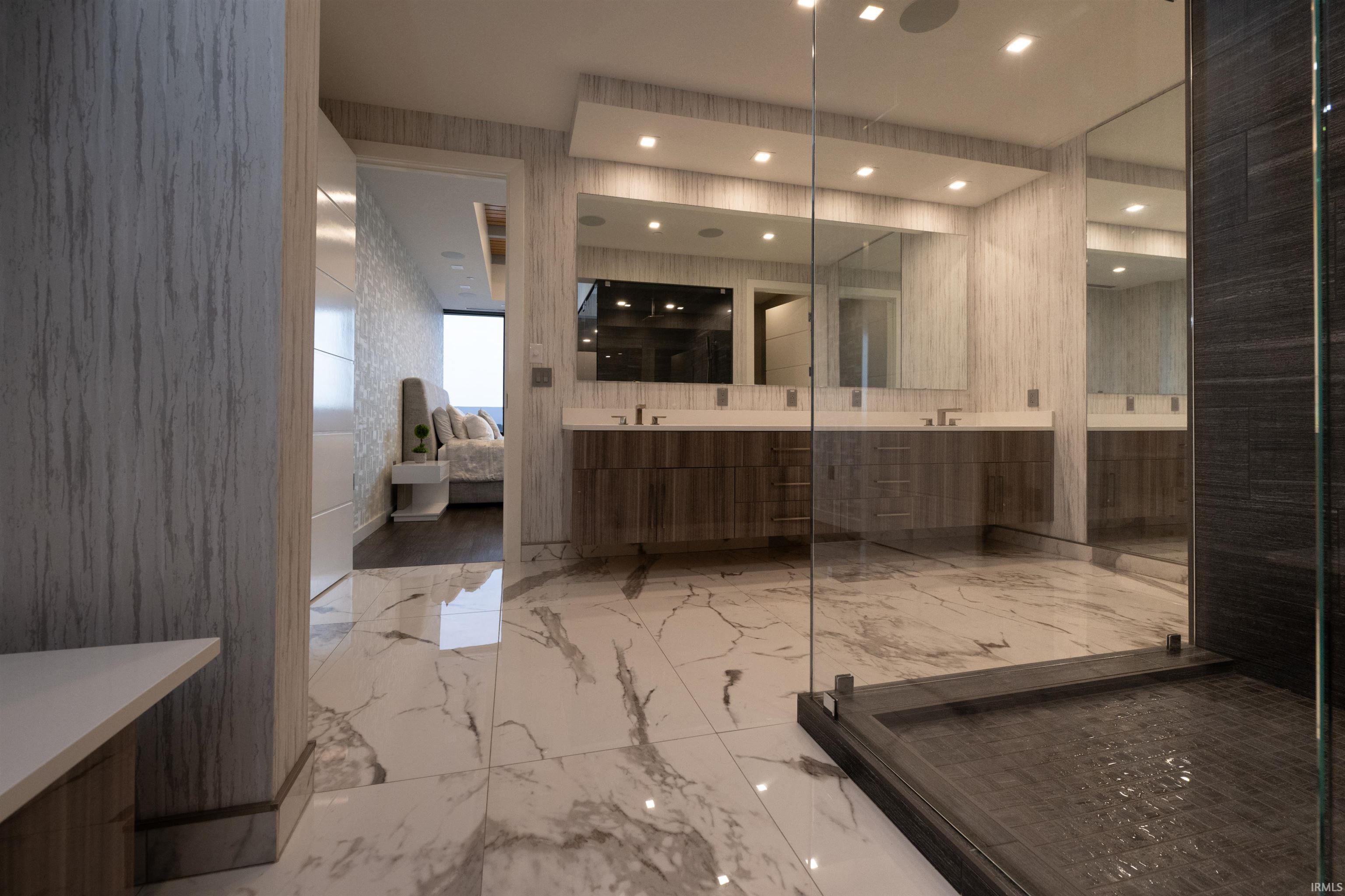 202 Berry, Apt 740