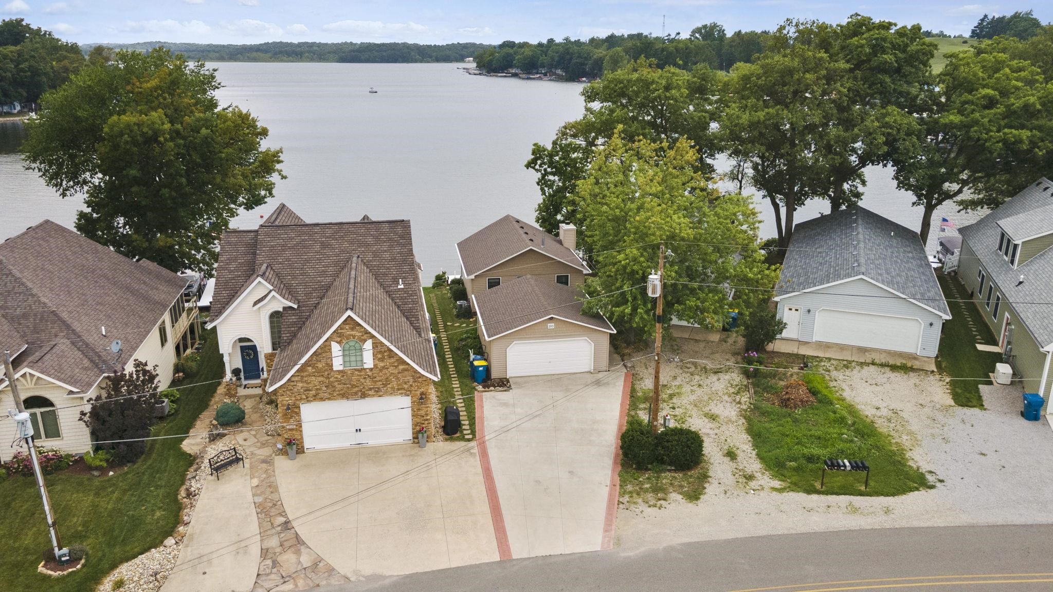 200 Lane 150 Hamilton Lake