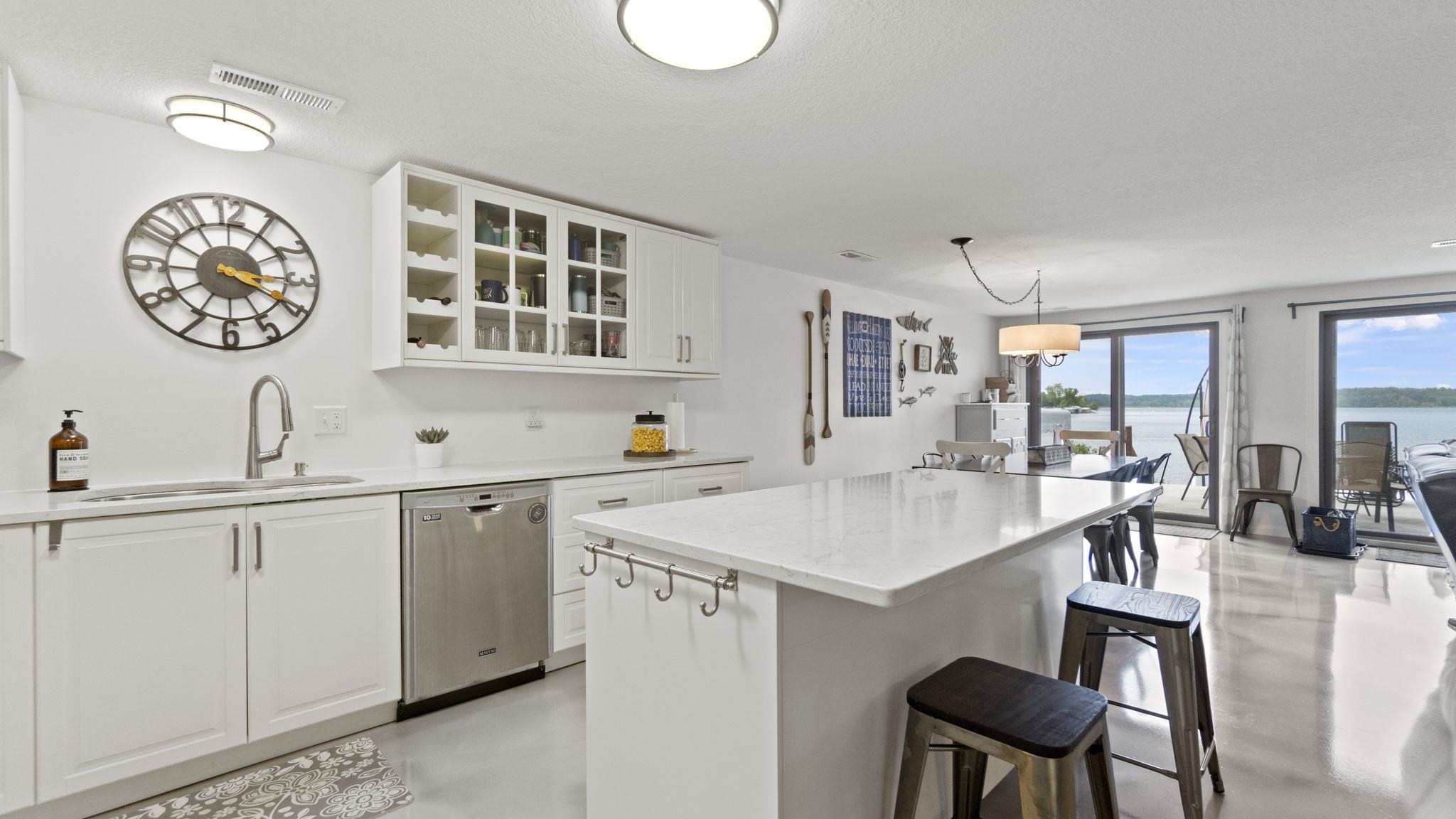 200 Lane 150 Hamilton Lake