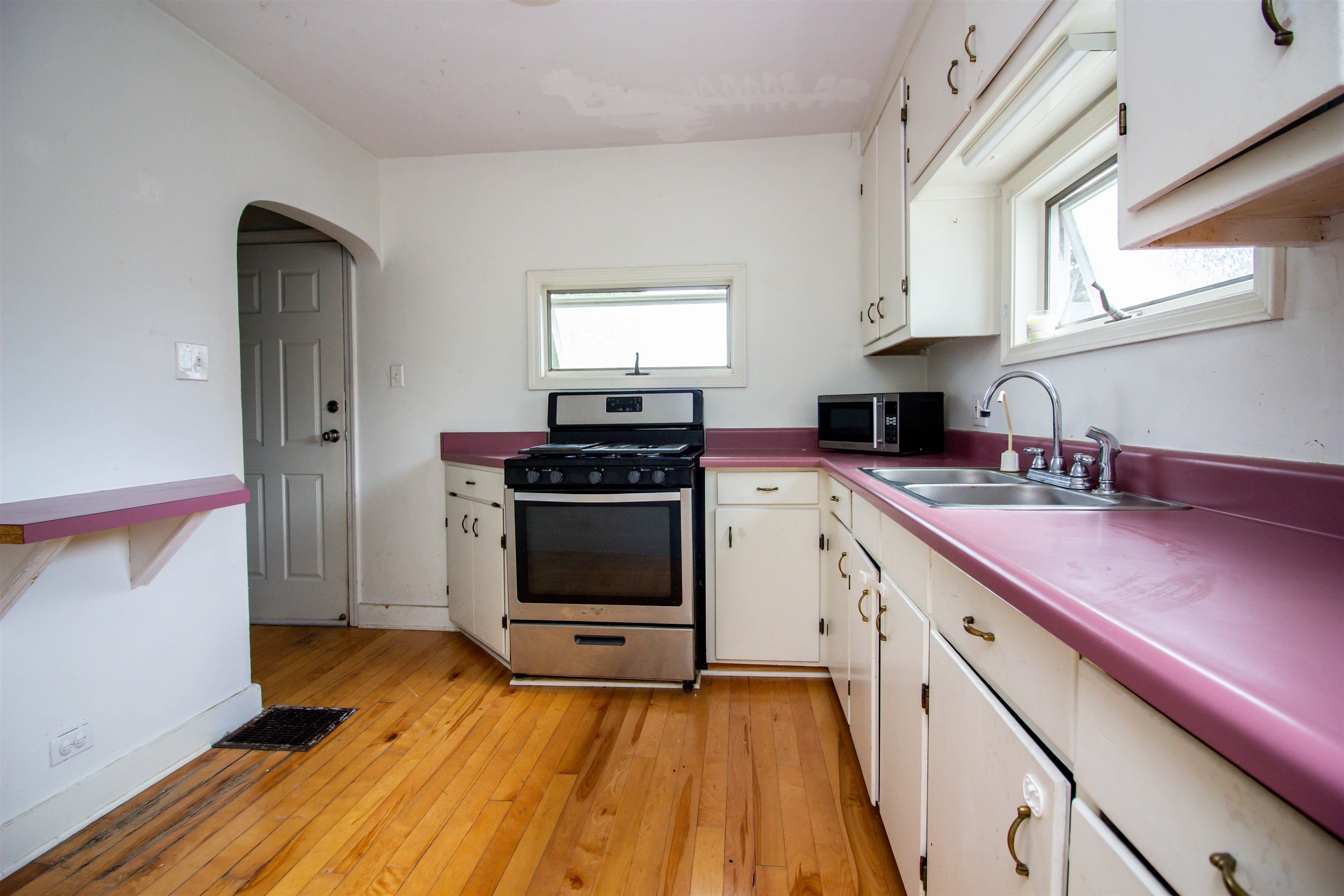 3224 Addison