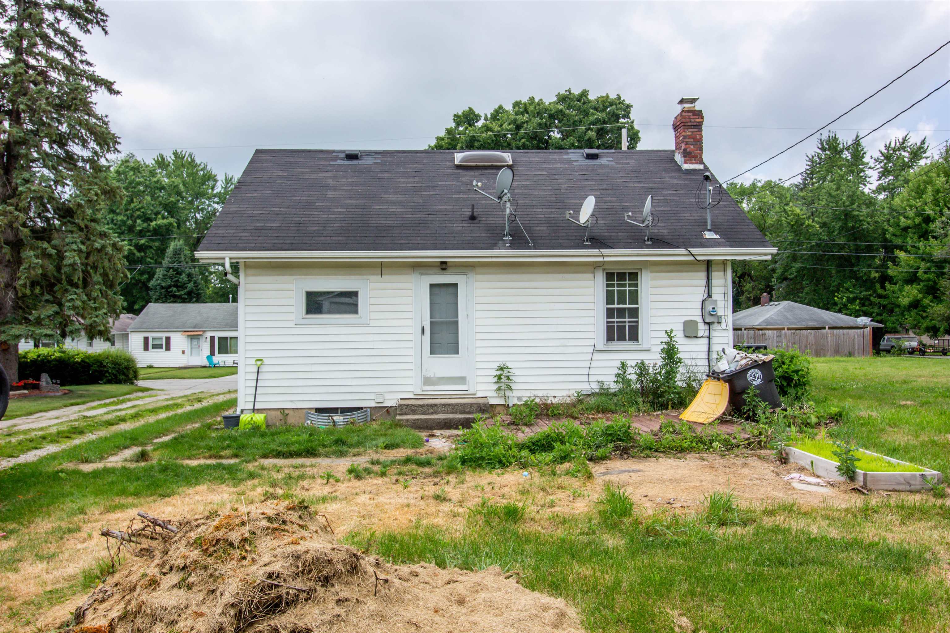 3224 Addison