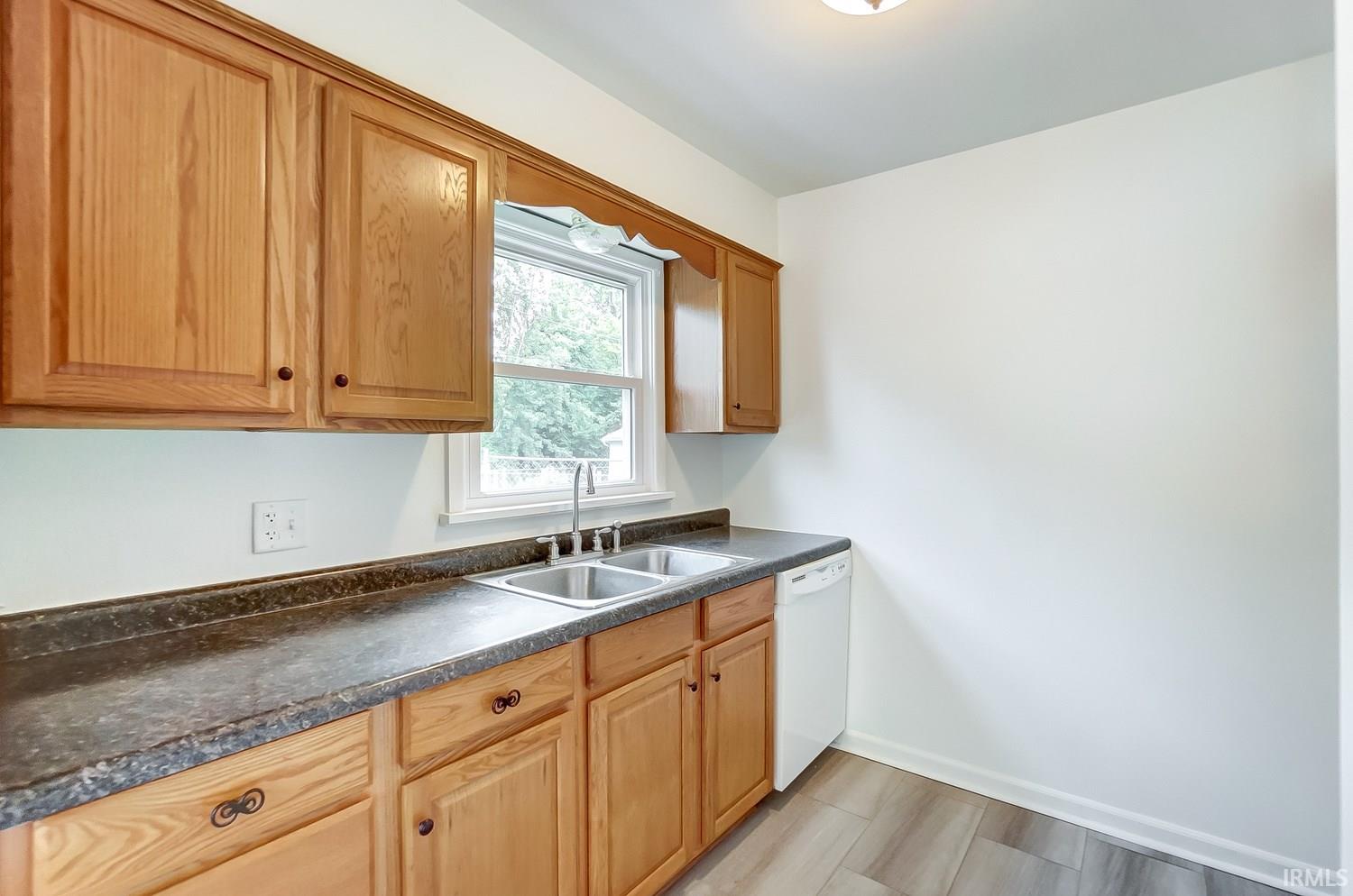 2429 Vance