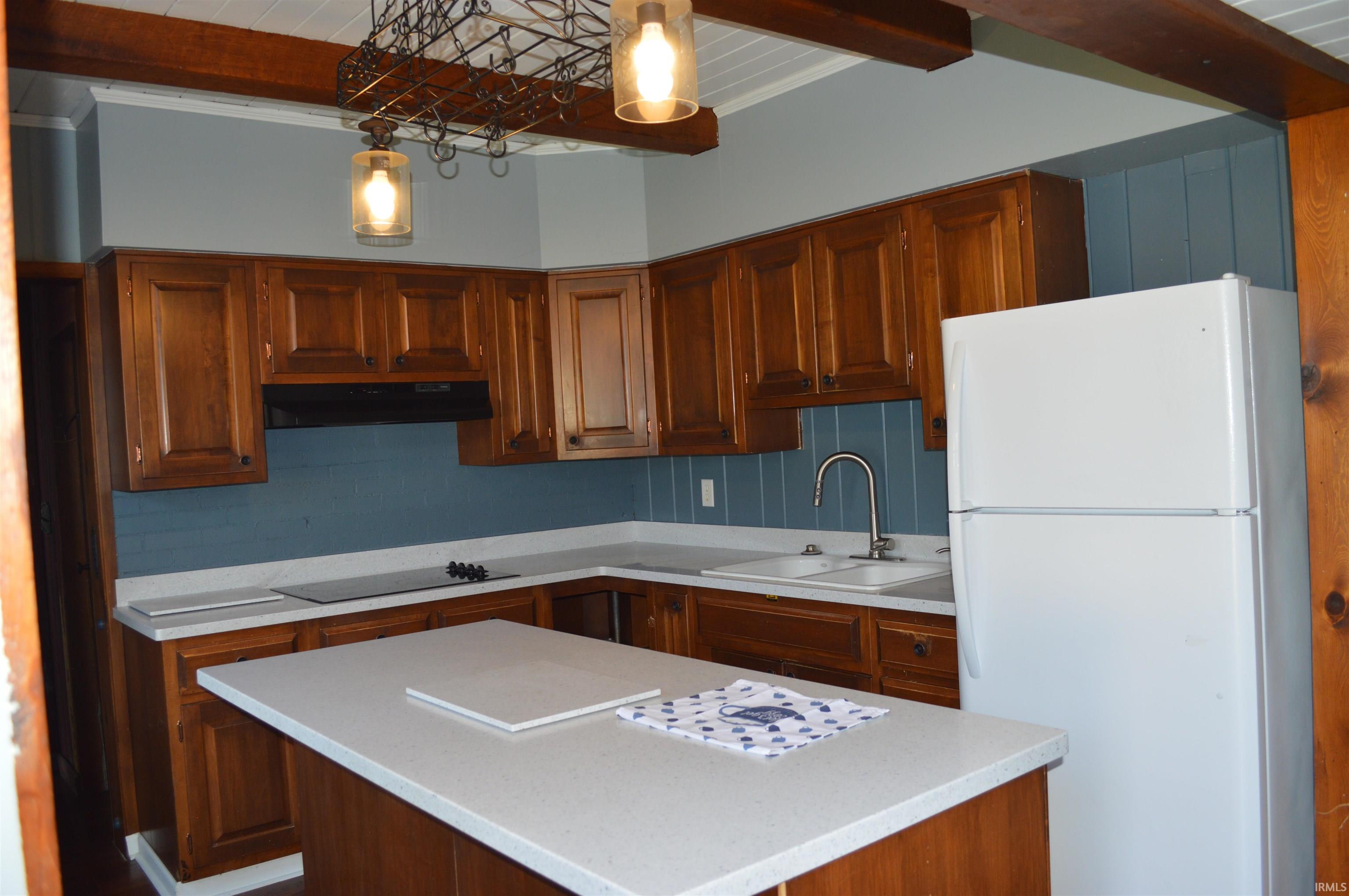 103 Pearl