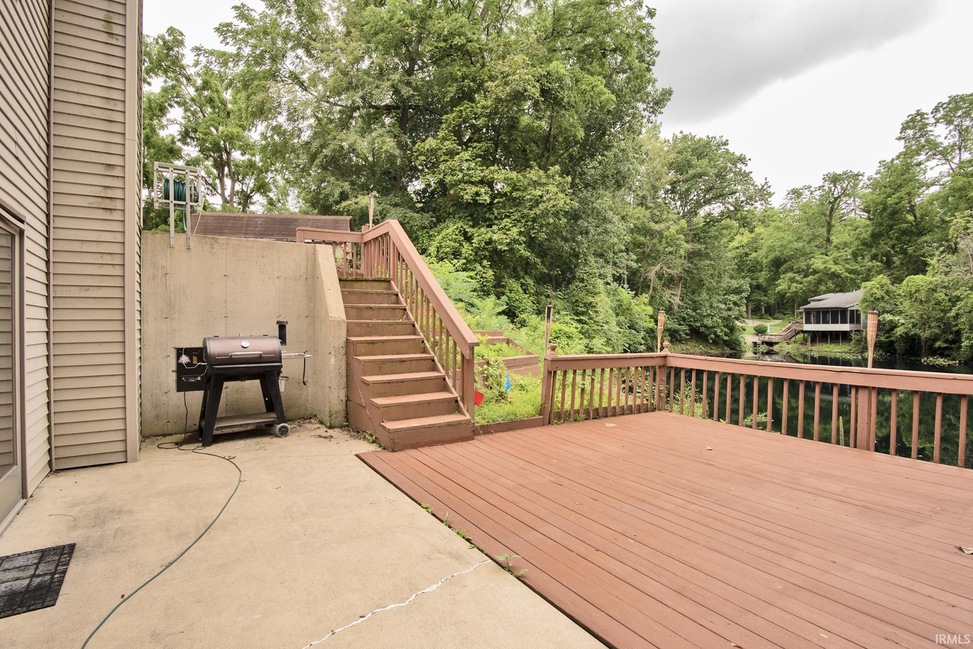4120 Woodhill