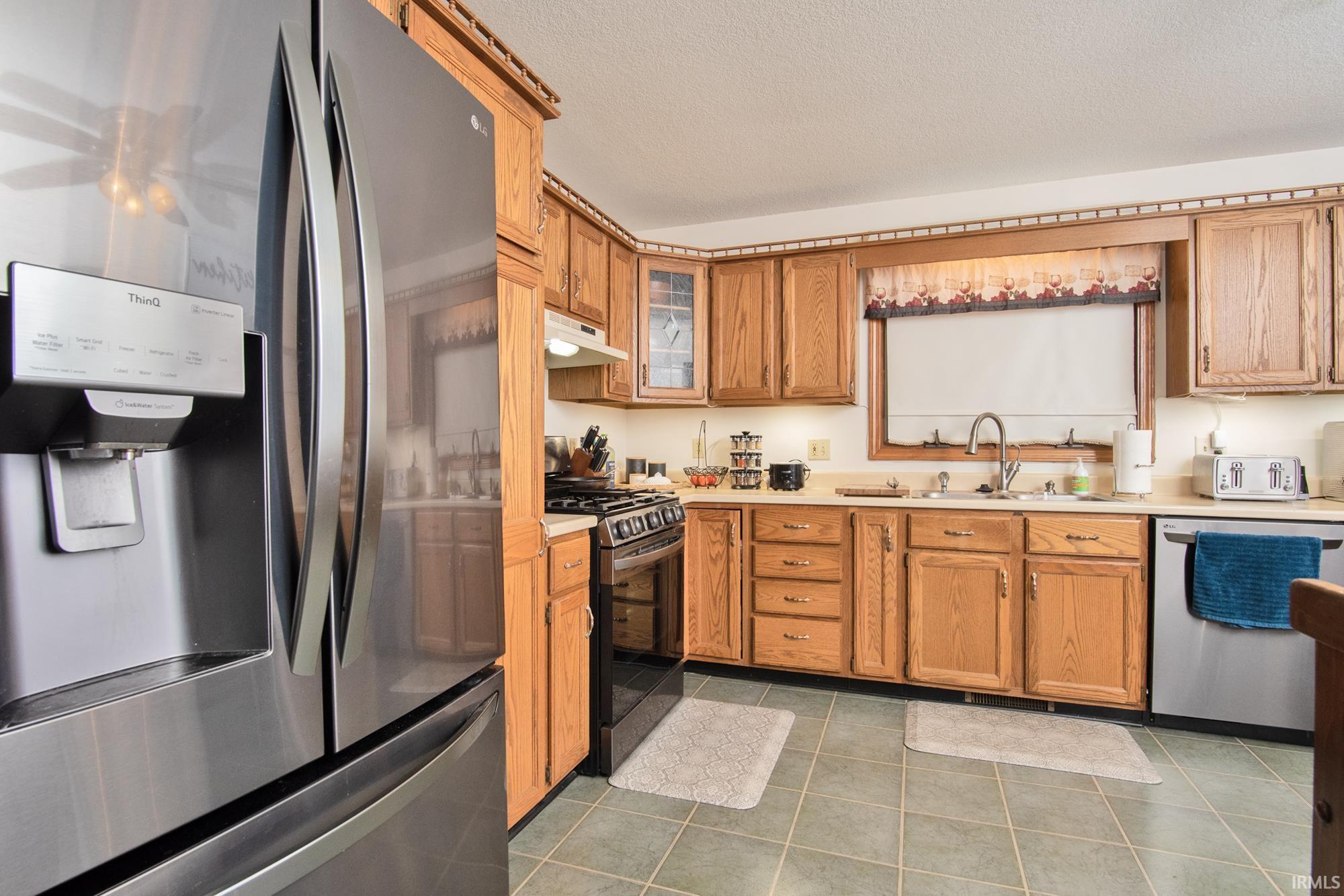 4120 Woodhill