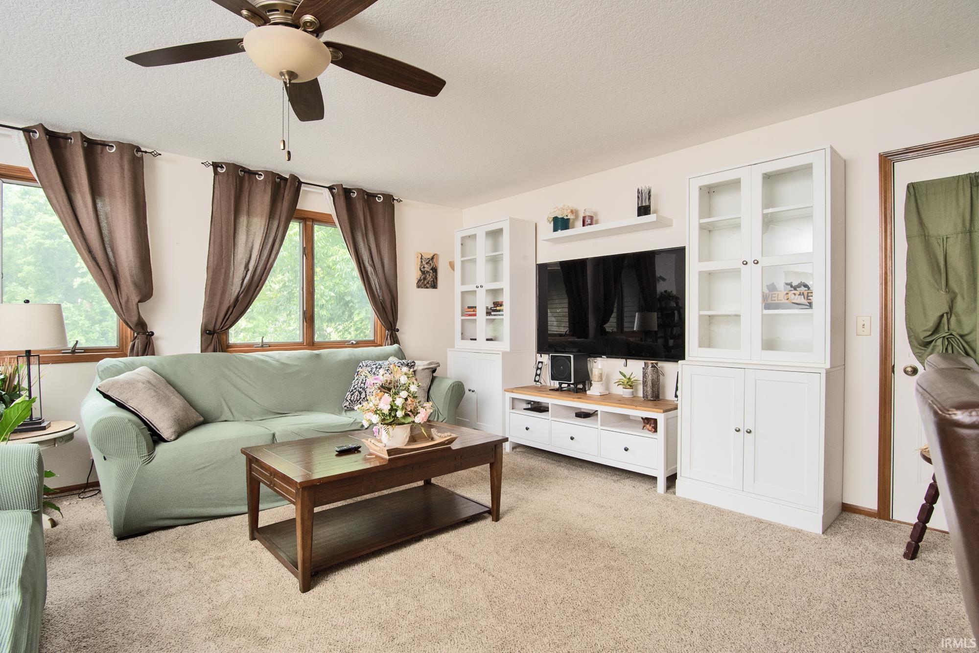 4120 Woodhill