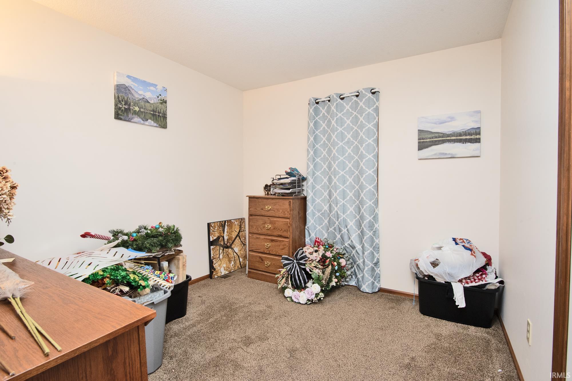 4120 Woodhill