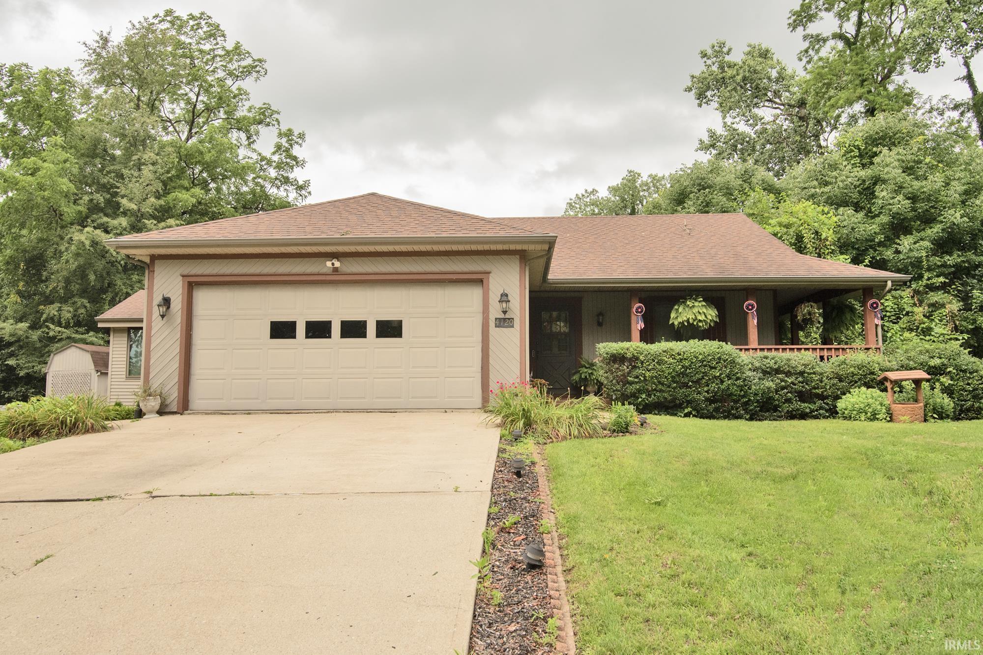 4120 Woodhill