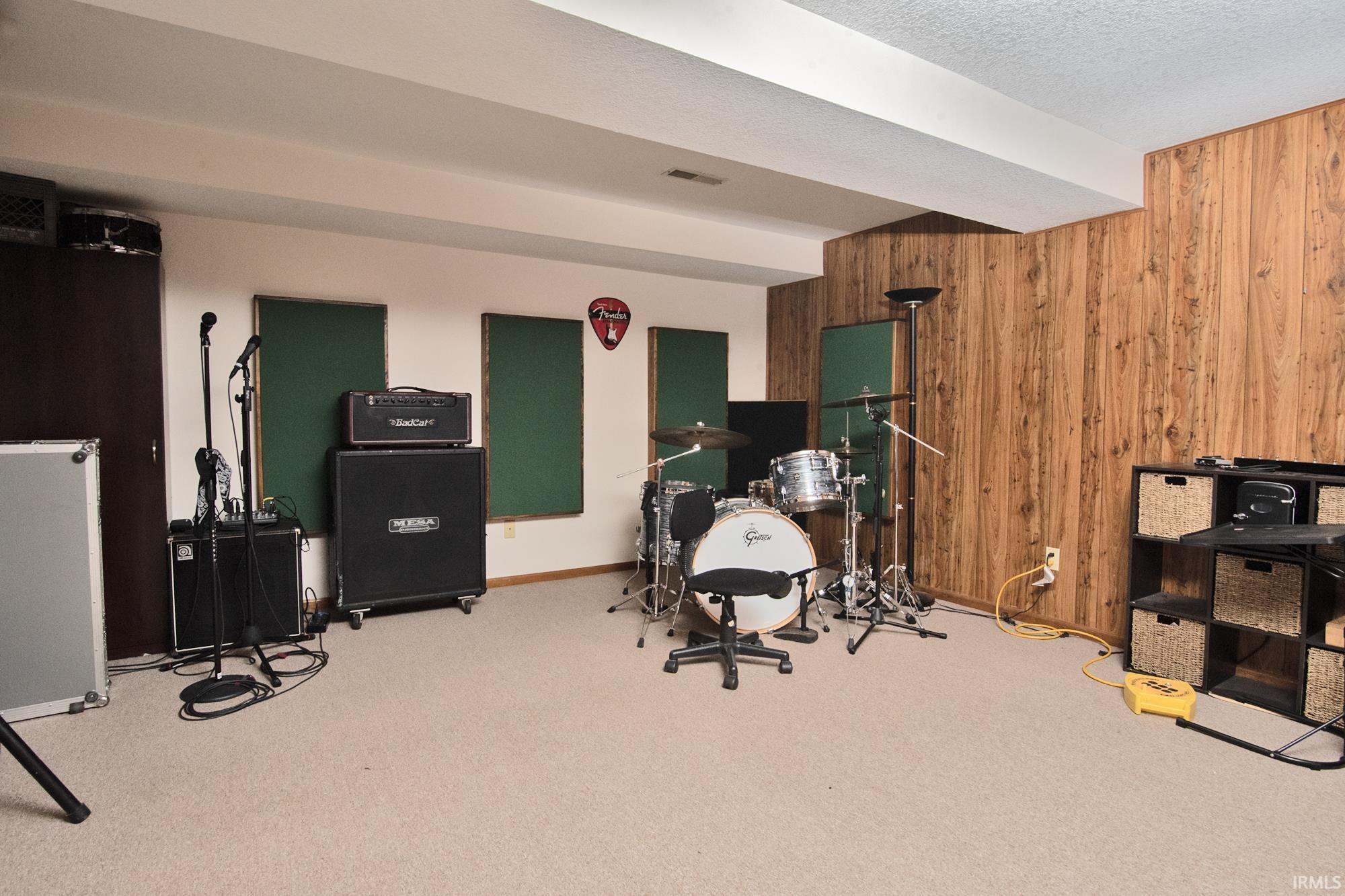 4120 Woodhill