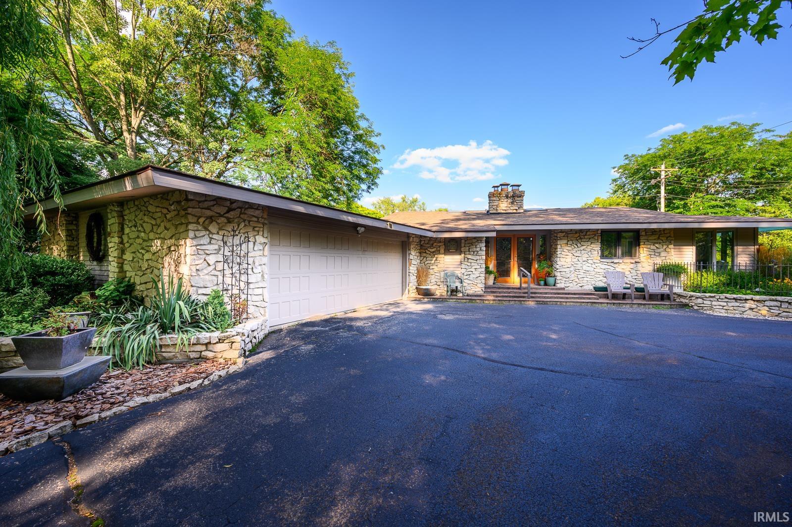 5015 Stratford