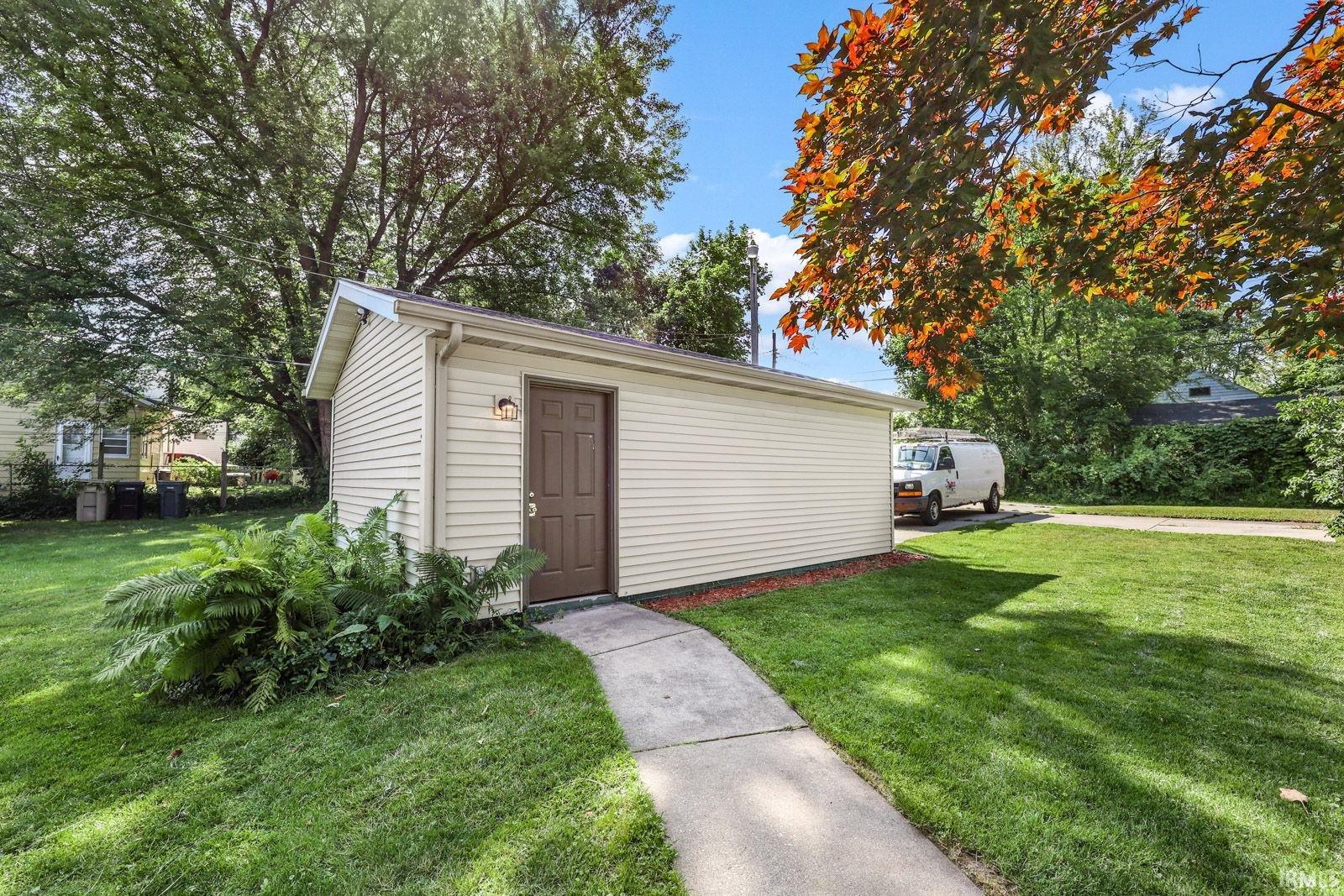 202 Oakside
