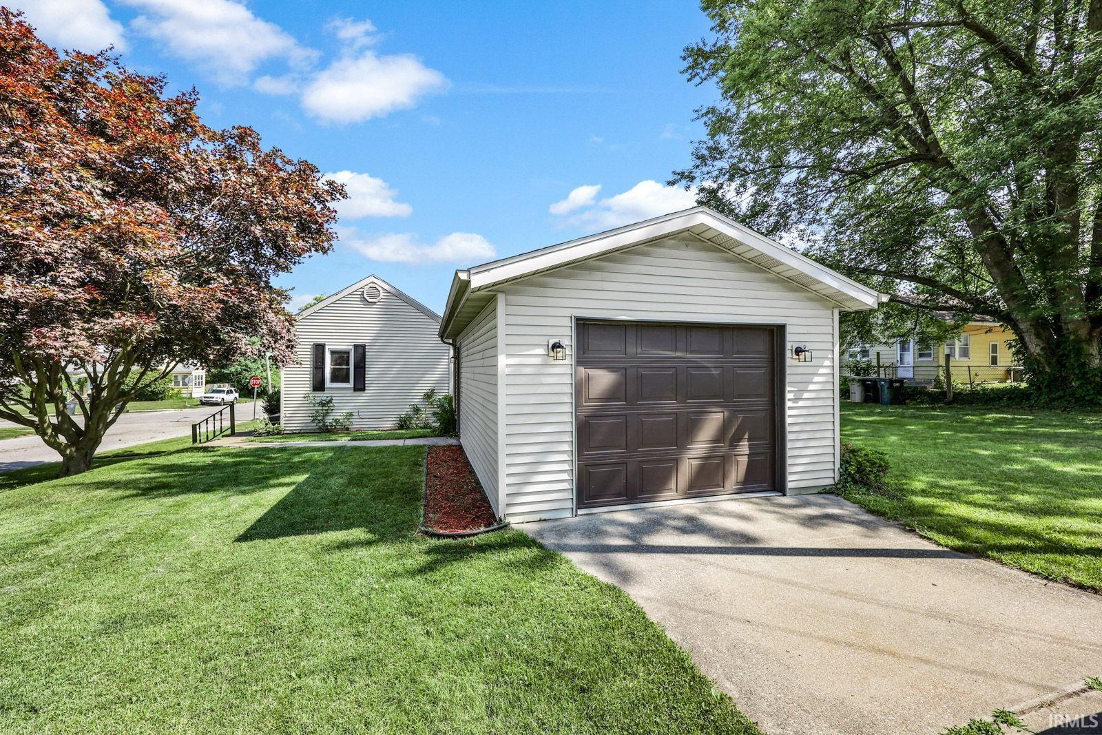 202 Oakside