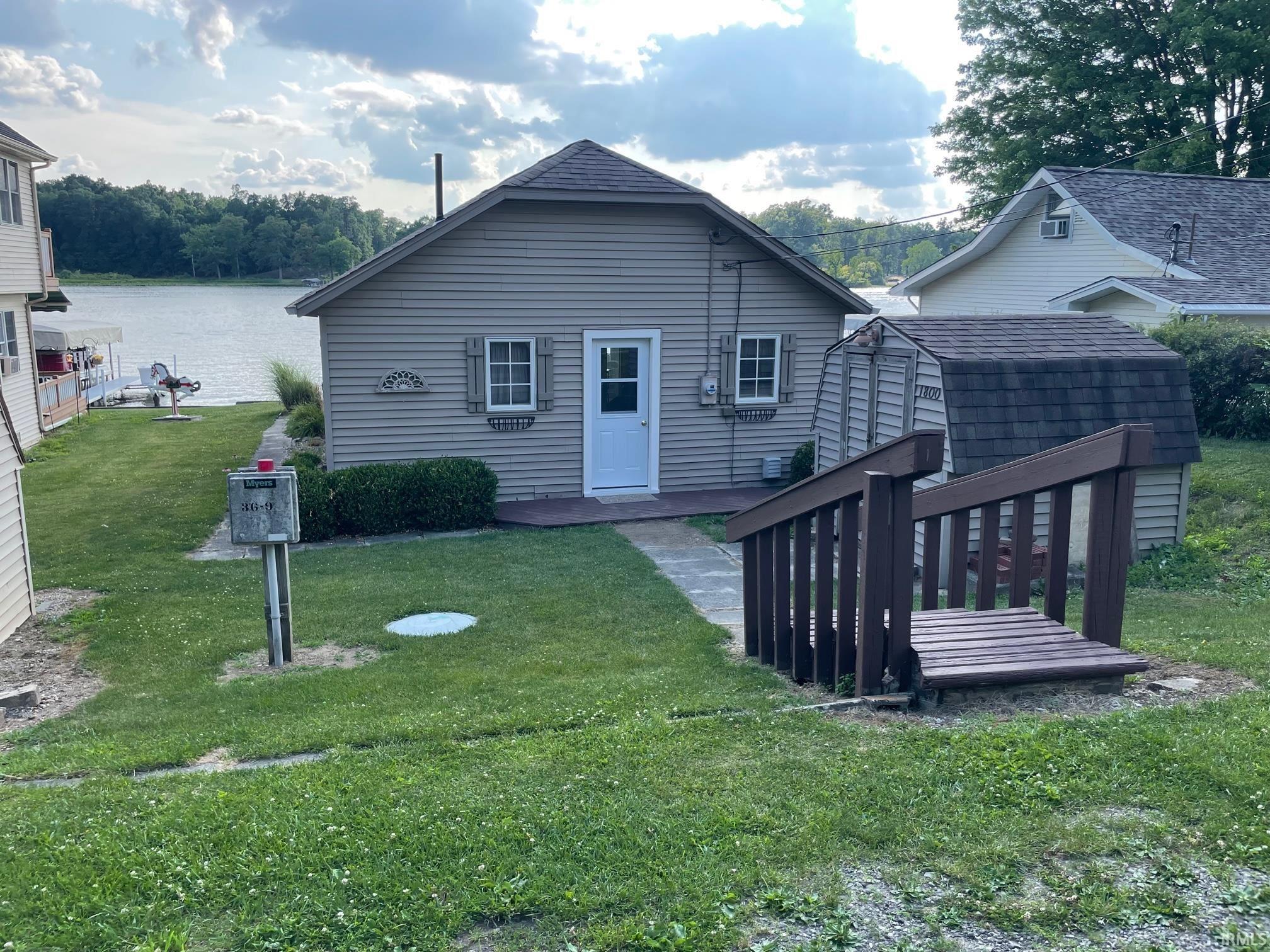 1800 Lane 120 Hamilton Lake