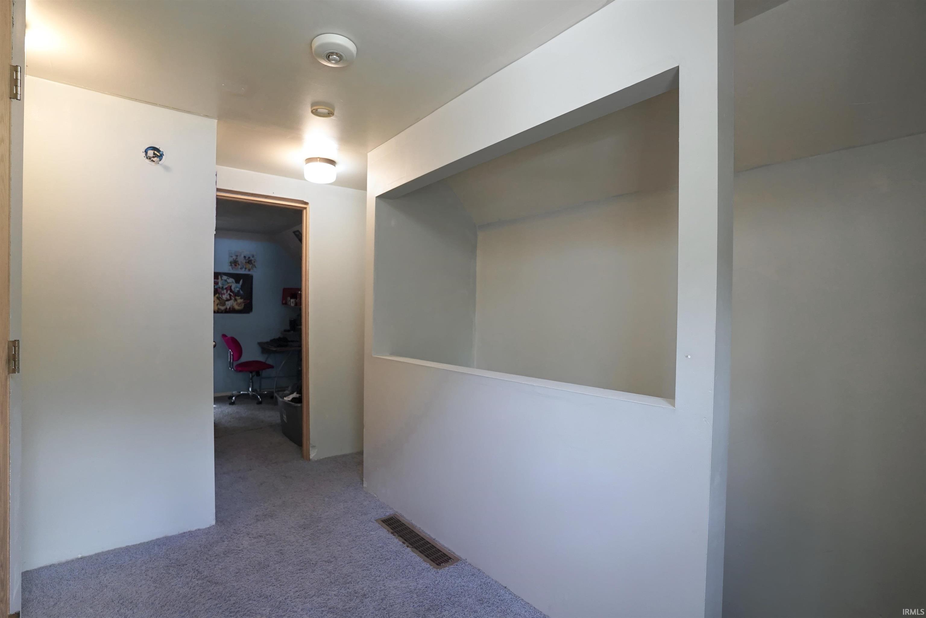 915 Grove