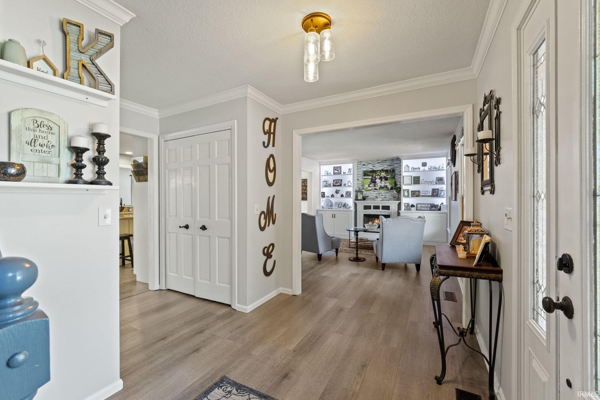 6128 Spring Pond