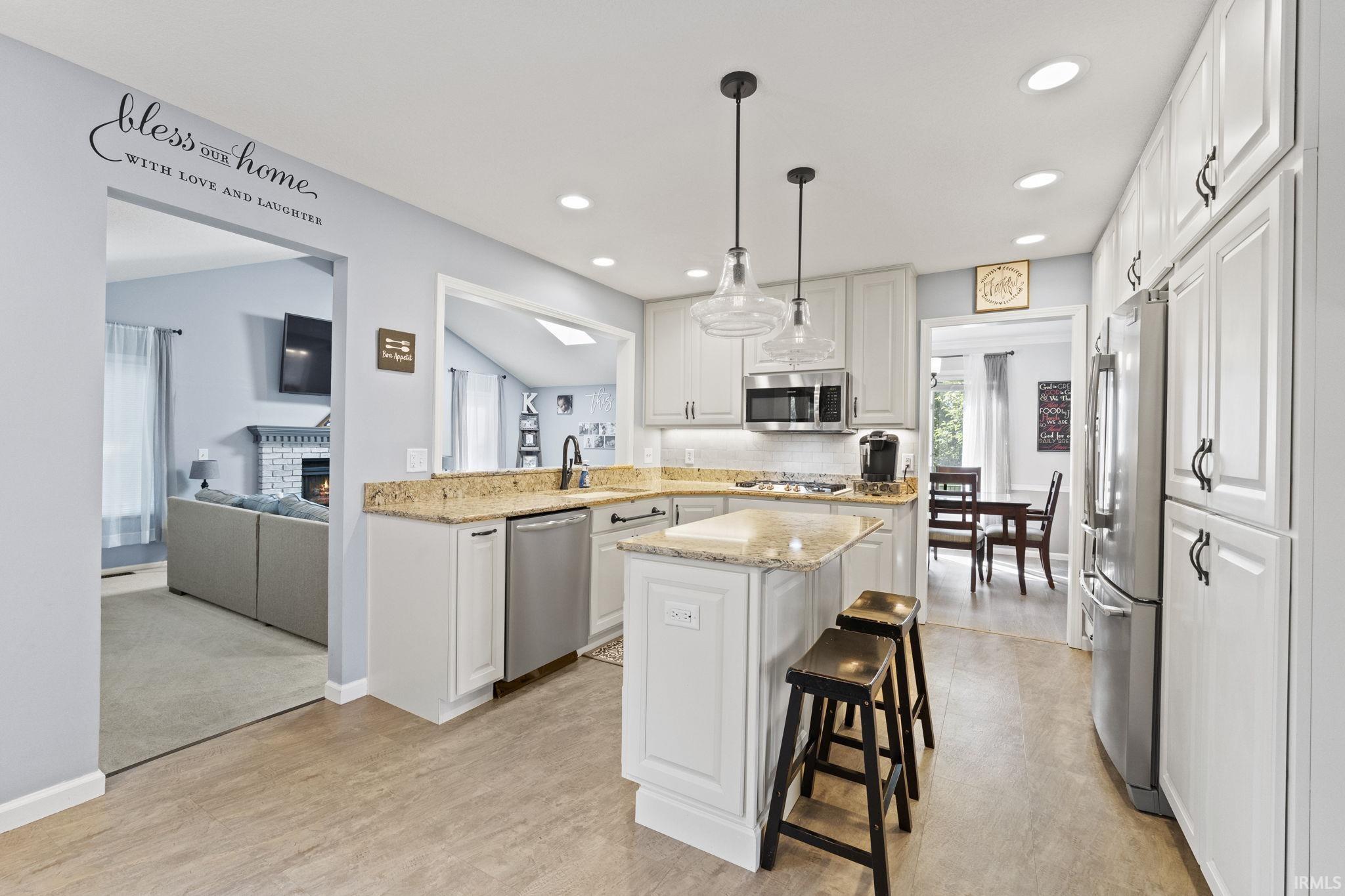 6128 Spring Pond