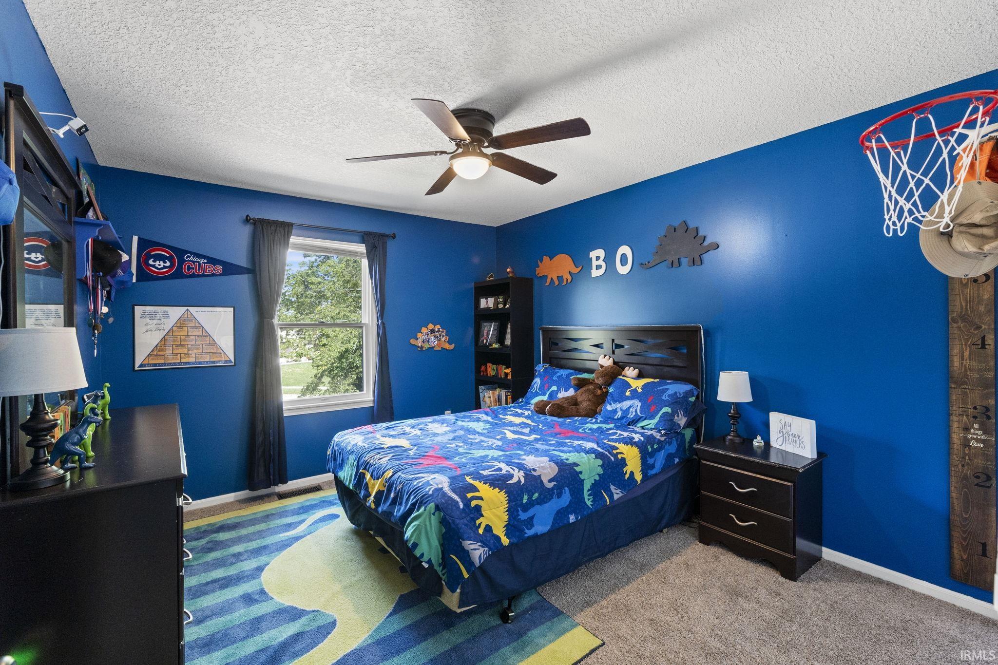 6128 Spring Pond