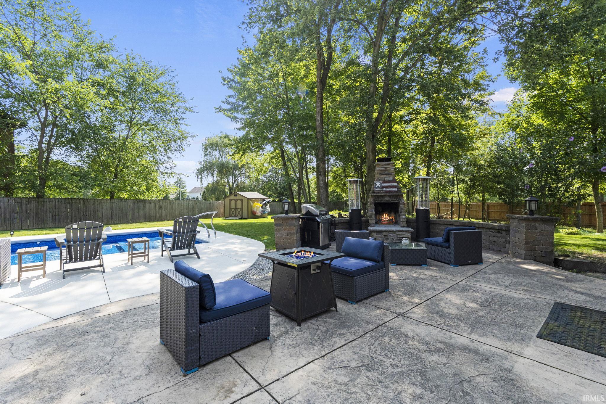6128 Spring Pond