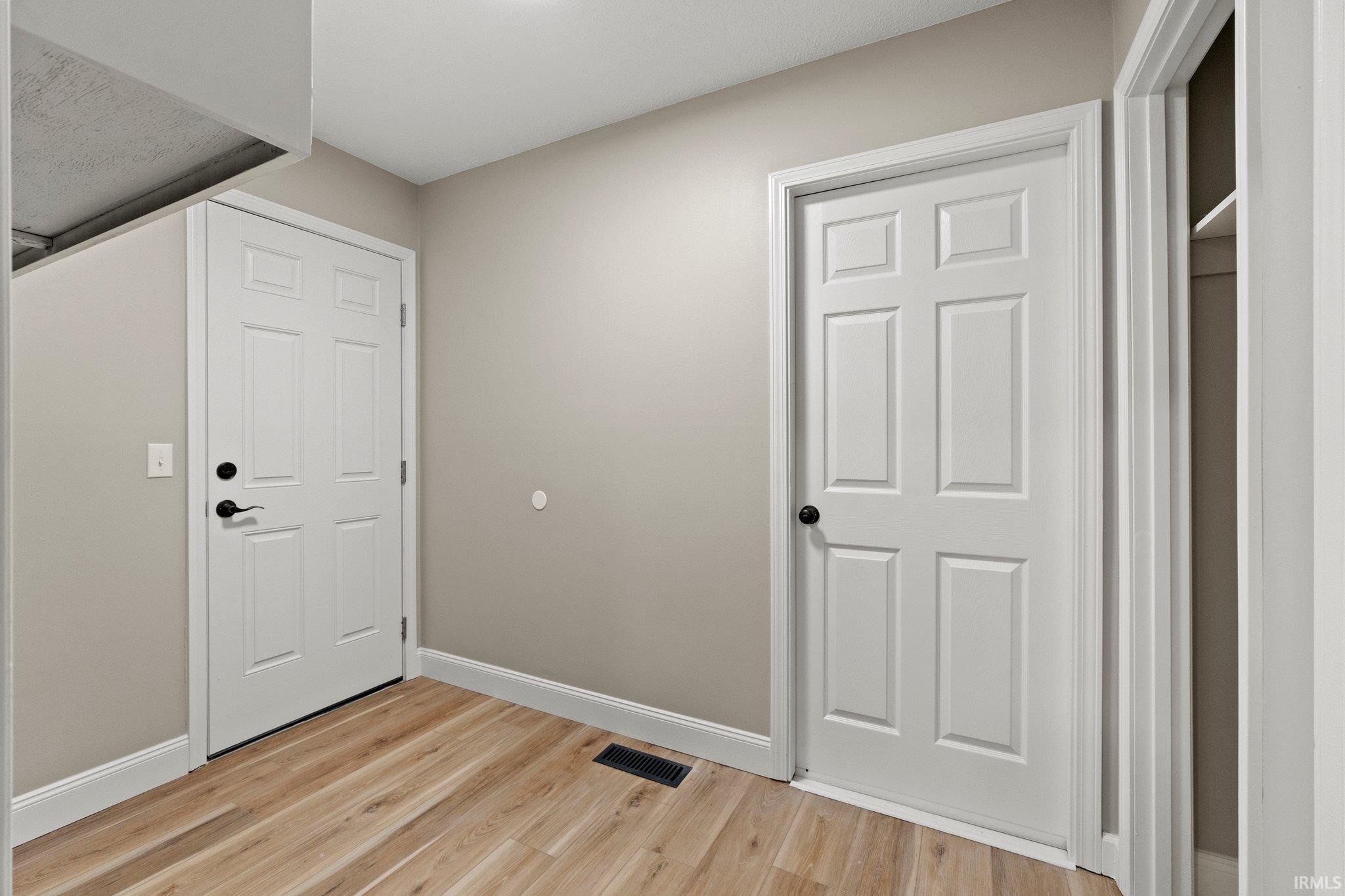 6809 Belle Plain