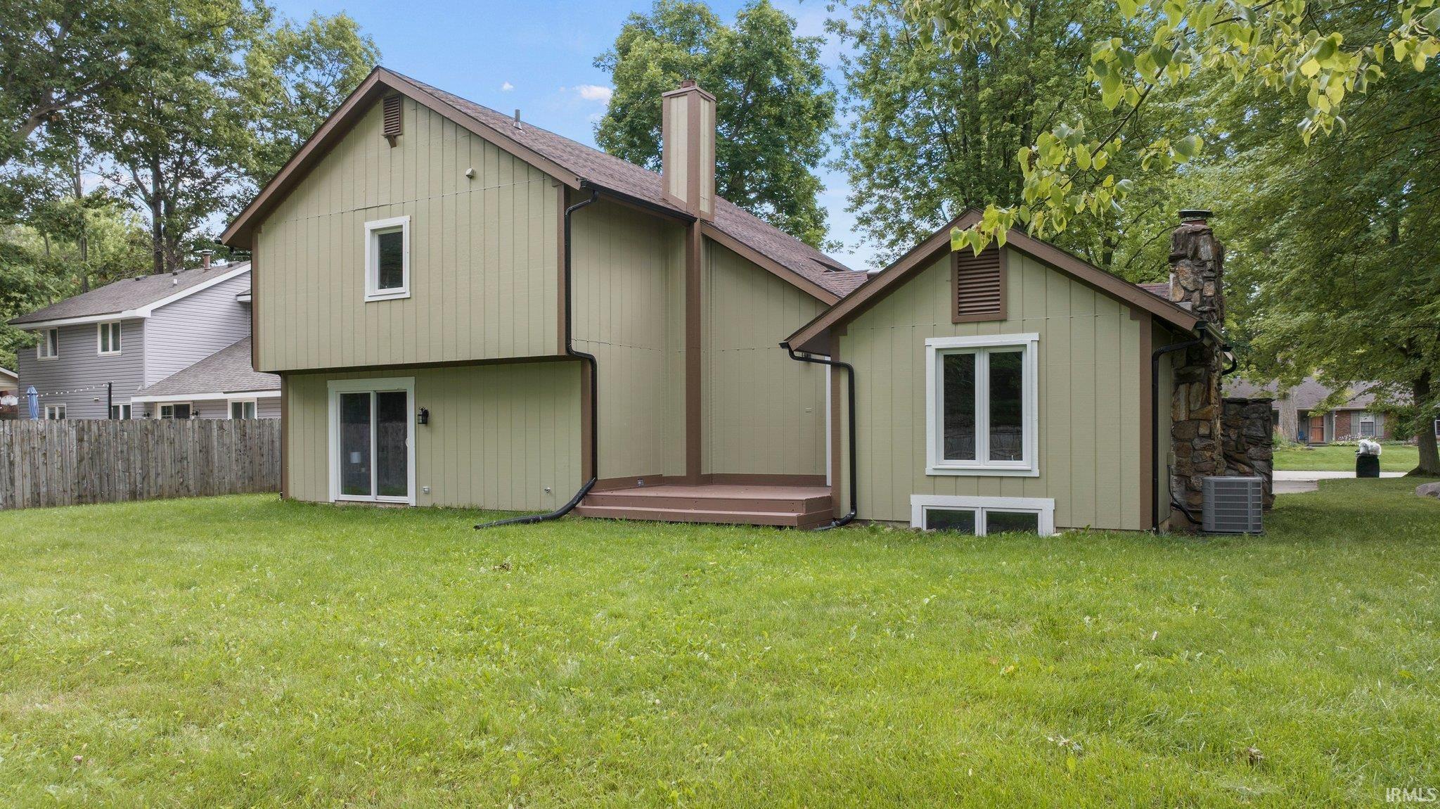 6809 Belle Plain