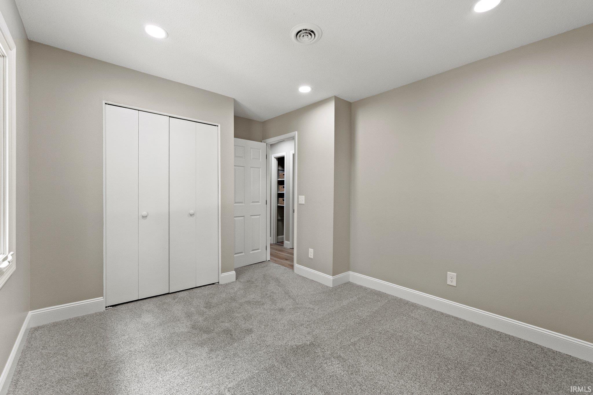 6809 Belle Plain