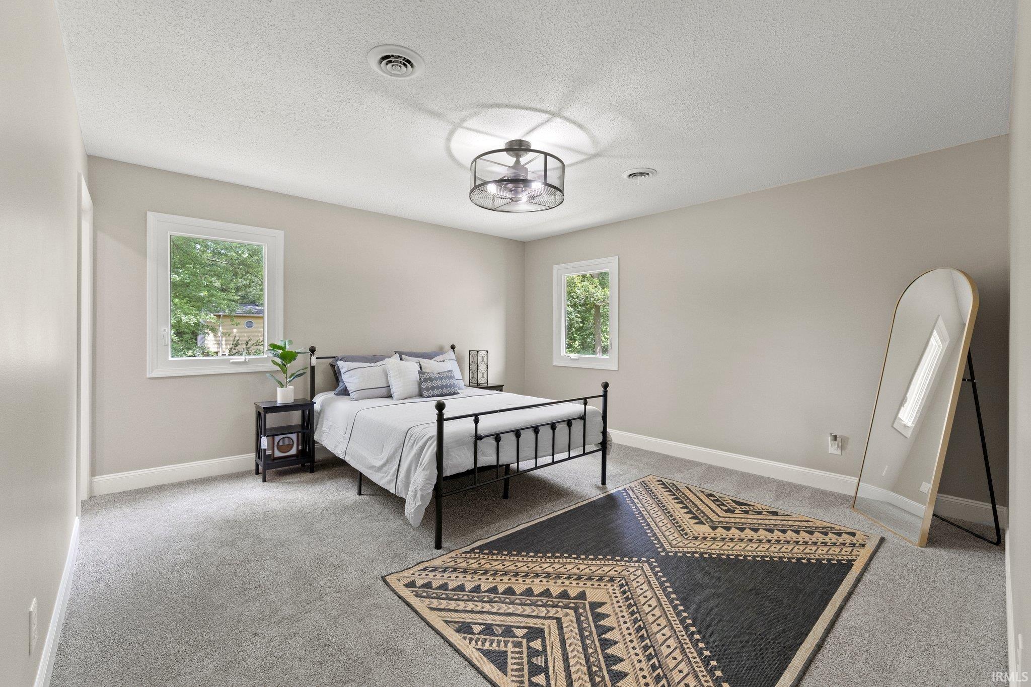 6809 Belle Plain