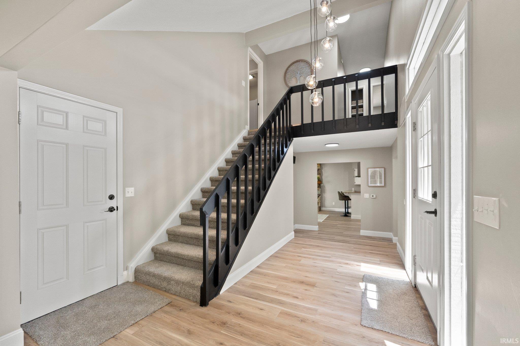 6809 Belle Plain